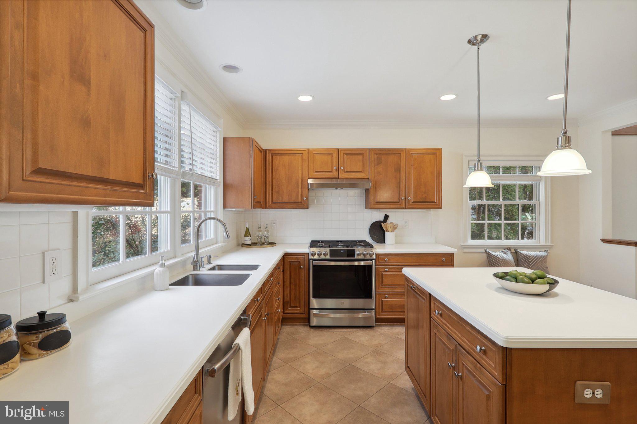 BELLEVUE FOREST - Residential