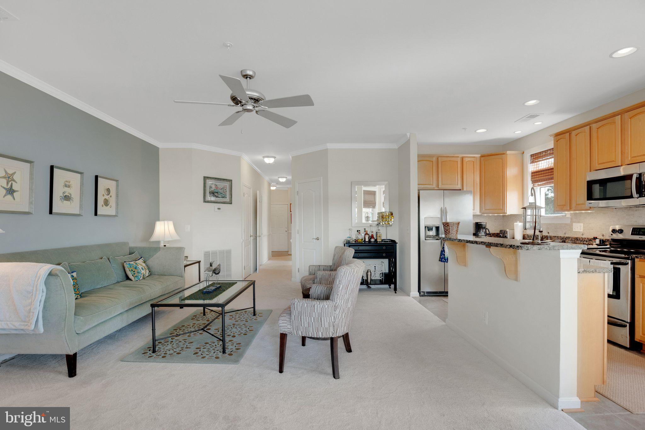 OYSTER BAY CONDOMINIUMS - Residential