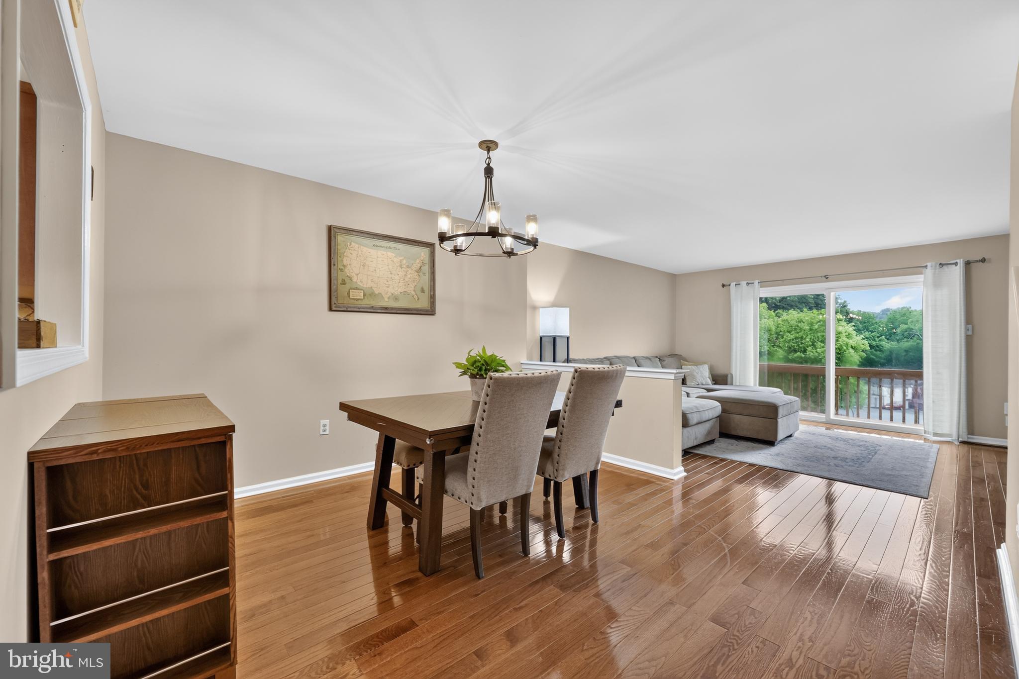 BALLINAHINCH - Residential