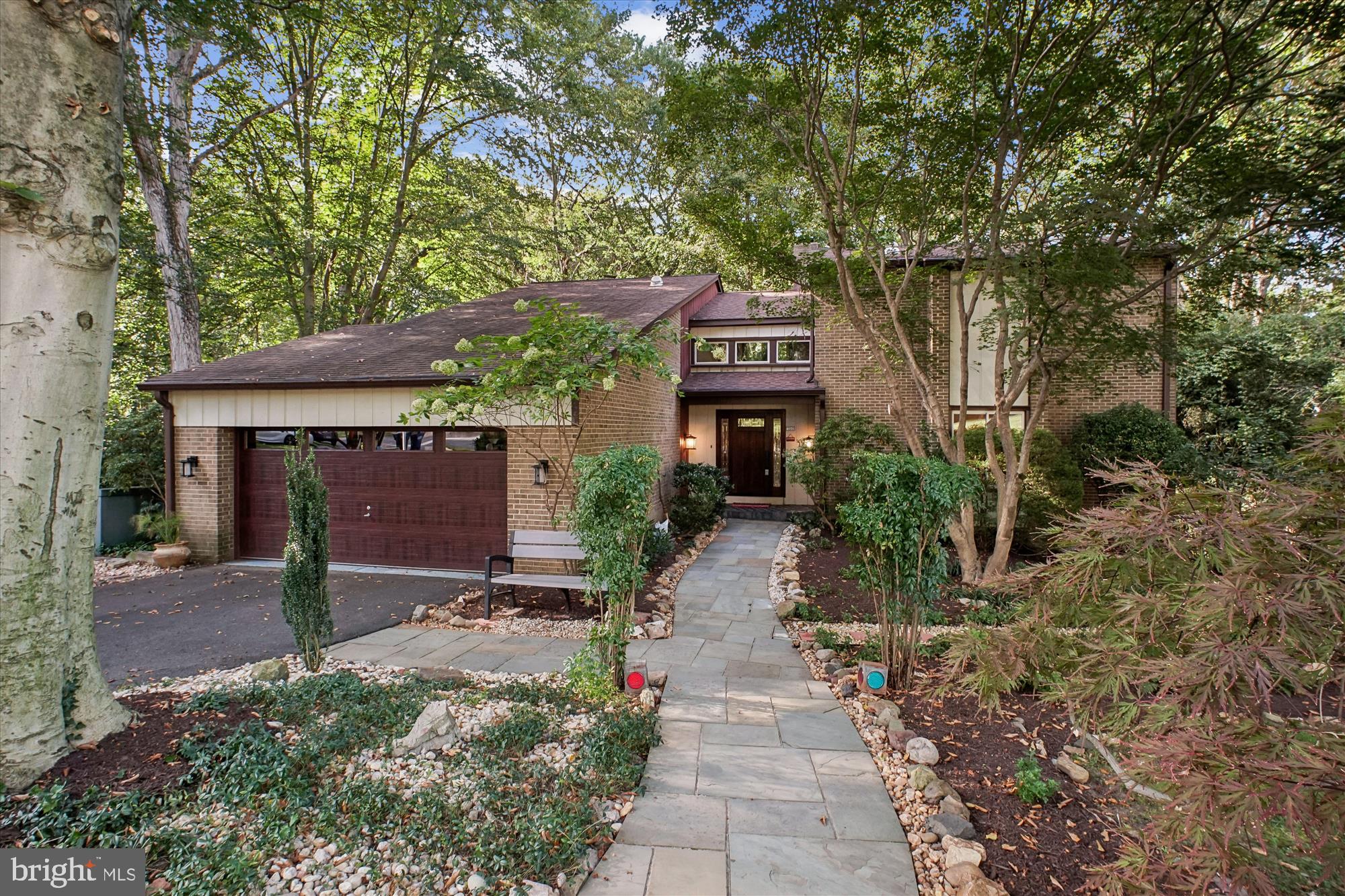 CHAIN BRIDGE FOREST - Residential