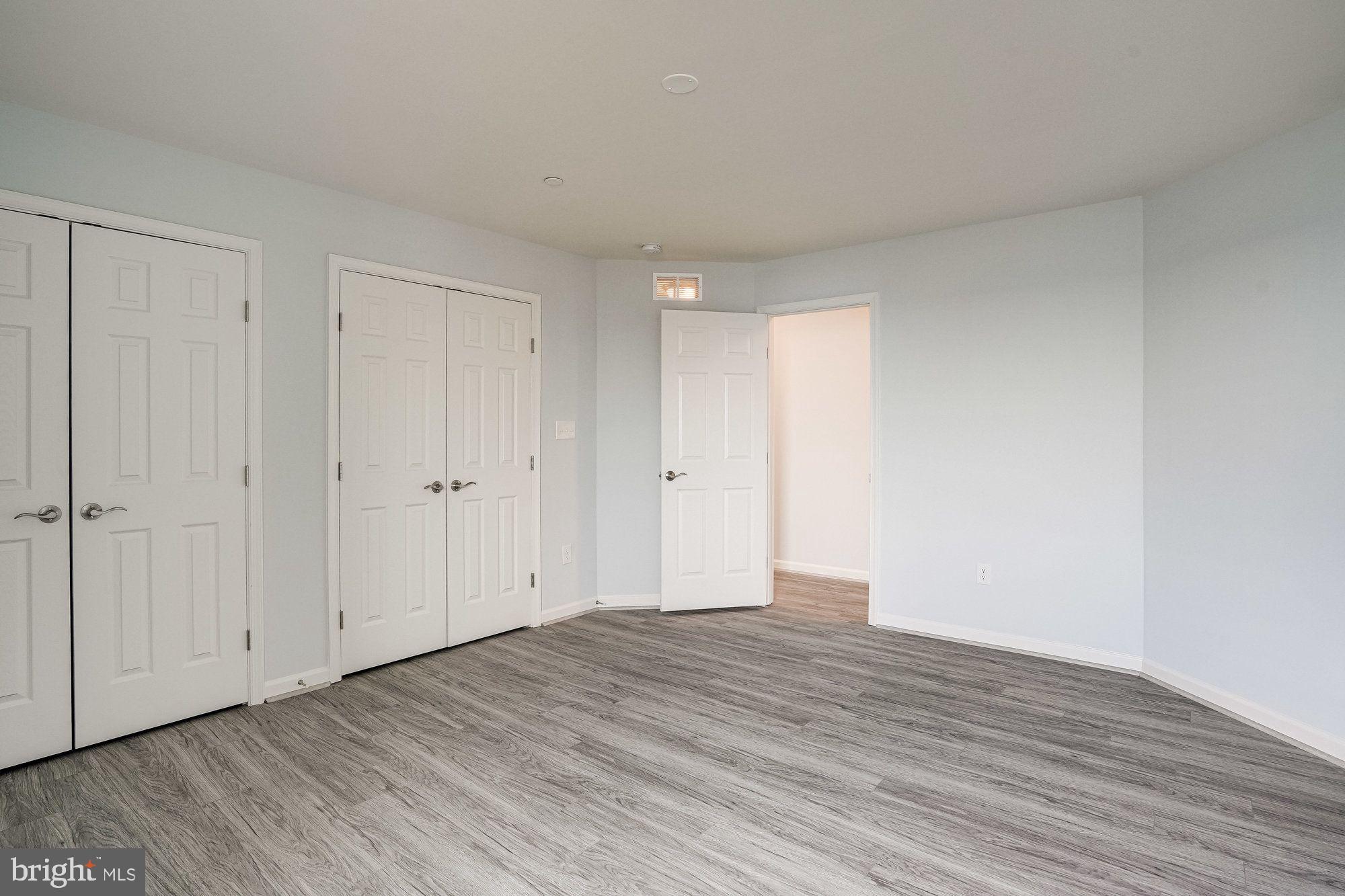 CENTREVILLE - Residential