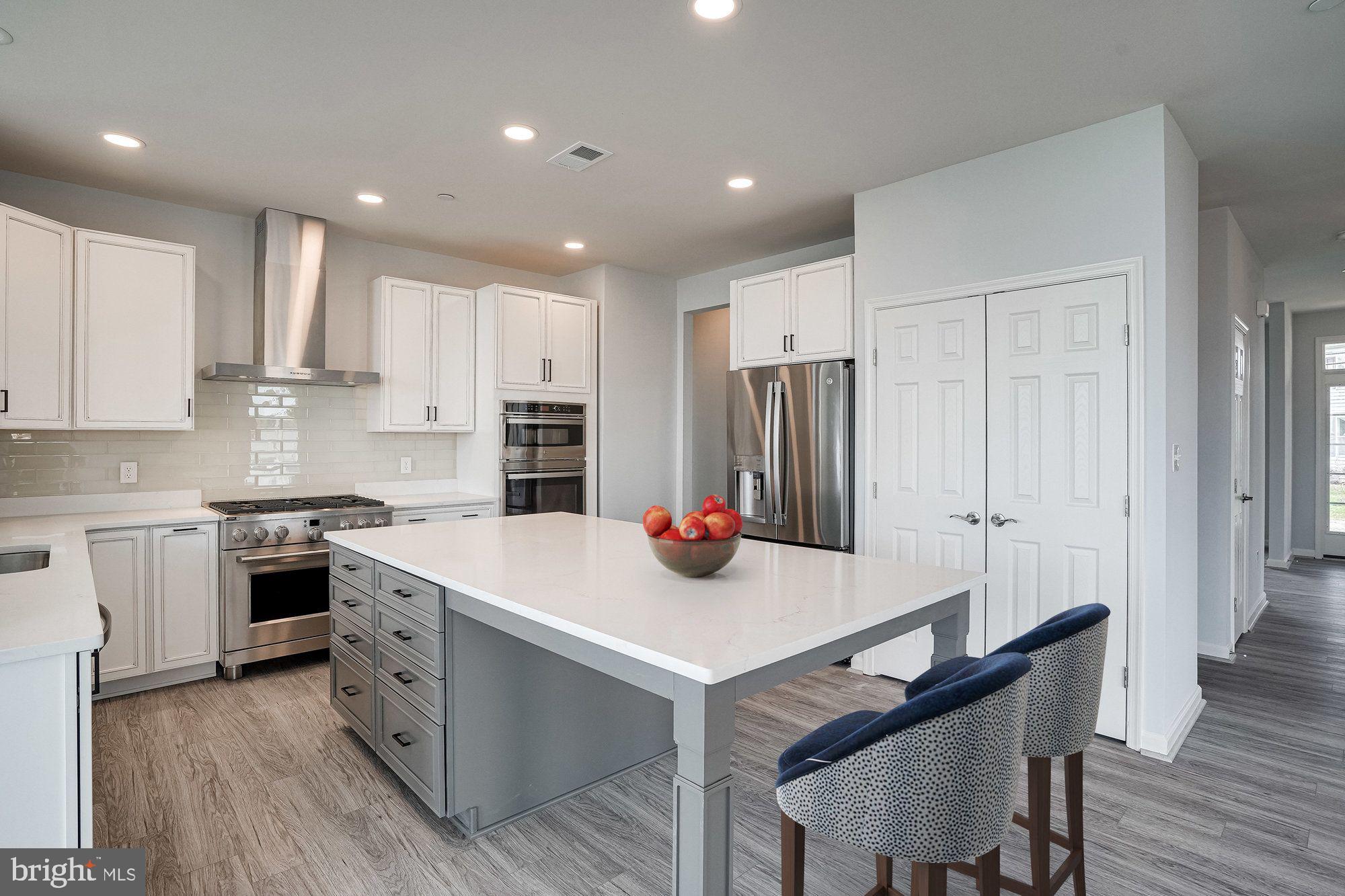 CENTREVILLE - Residential