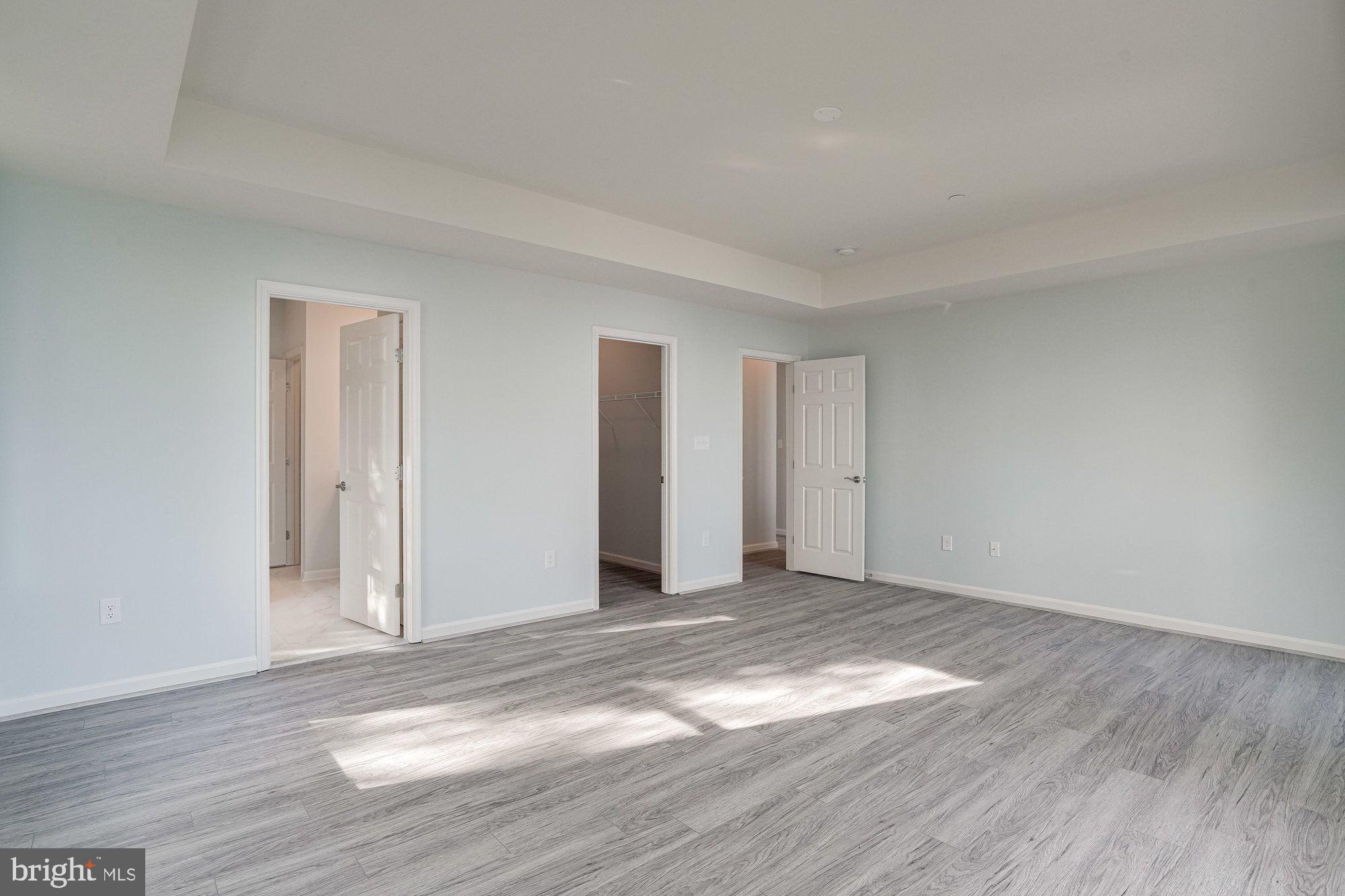 CENTREVILLE - Residential