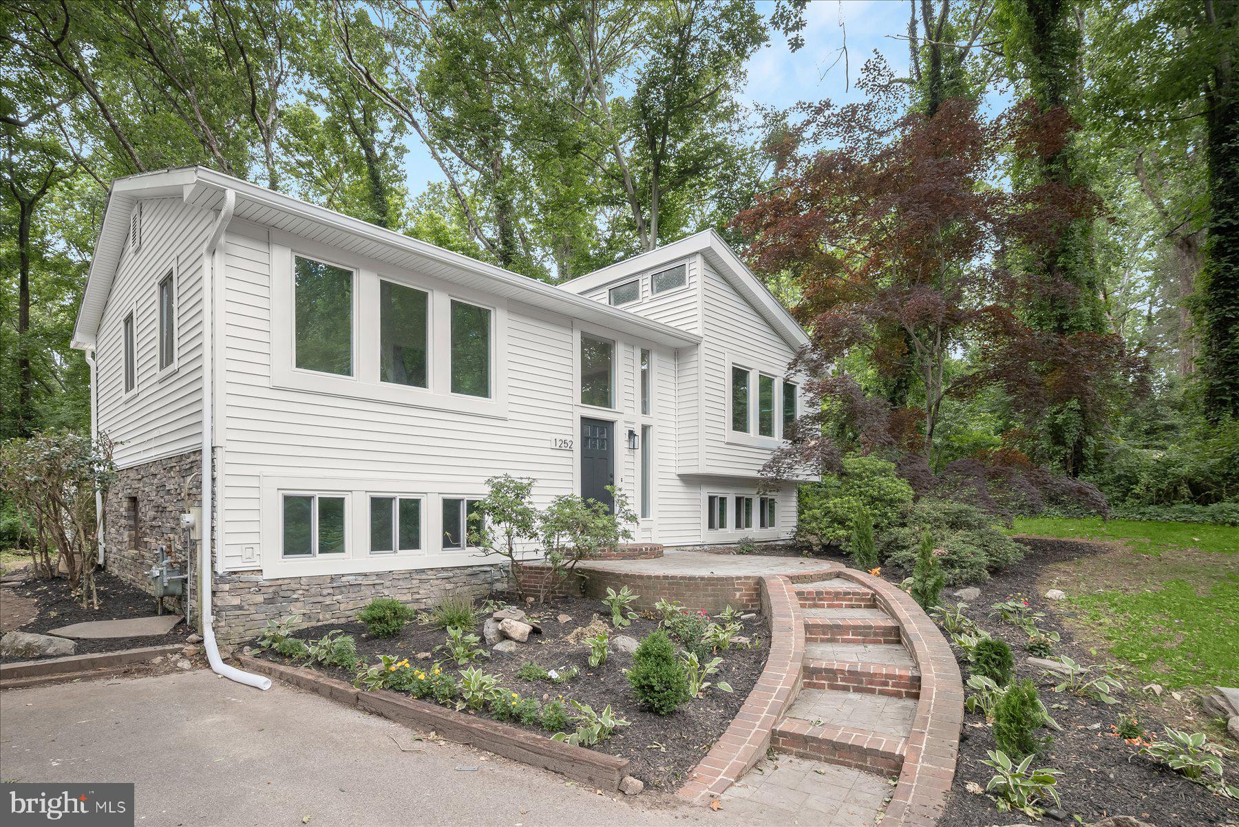 THE TIMBERS - Residential