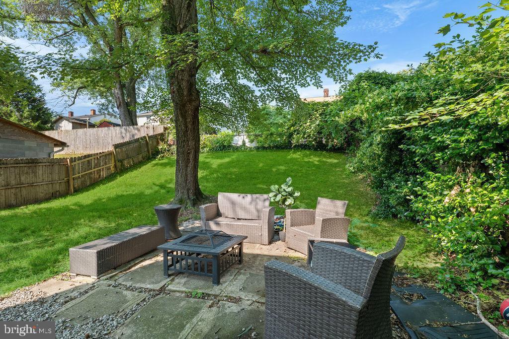 OXON HILL - Residential