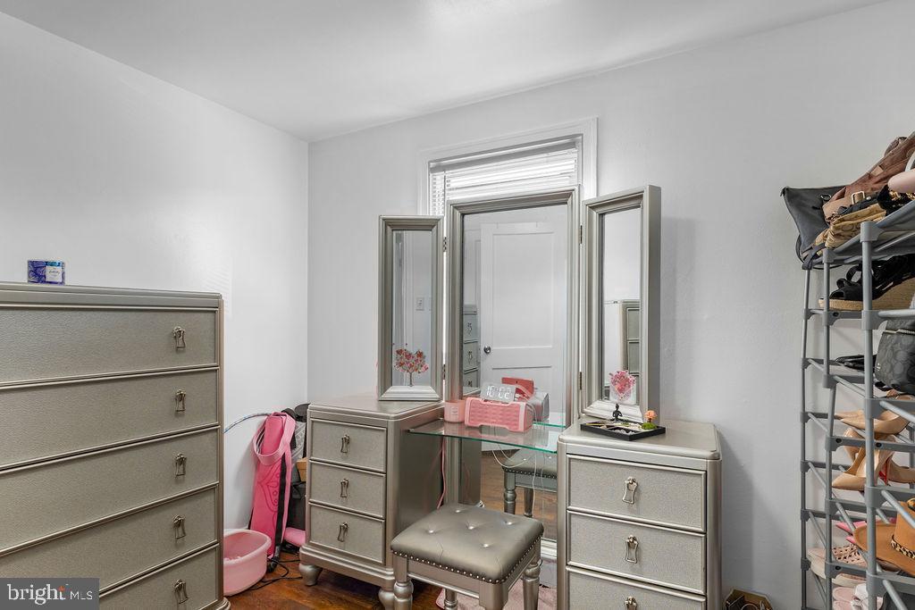 OXON HILL - Residential