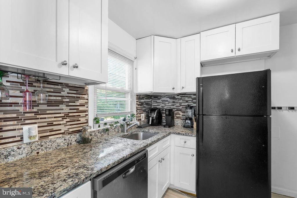 OXON HILL - Residential