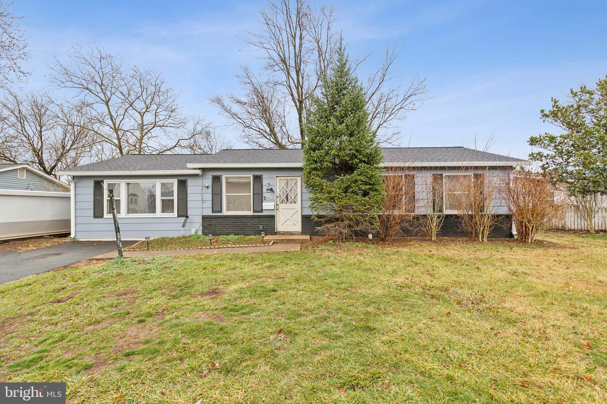 Charming 3 bed/1 bath one-level home with endless potential! Located at 639 W Church Road in the heart of Sterling, VA, this property is being sold as-is — perfect for investors or buyers looking to make it their own. Recent updates provide a strong foundation, including a brand-new roof, HVAC system, water heater, and a beautifully updated bathroom. Enjoy the ease of single-level living with a layout full of possibilities. Conveniently situated near shopping, dining, parks, and major commuter routes. Don’t miss this opportunity to own a home in a fantastic location with so much to offer!