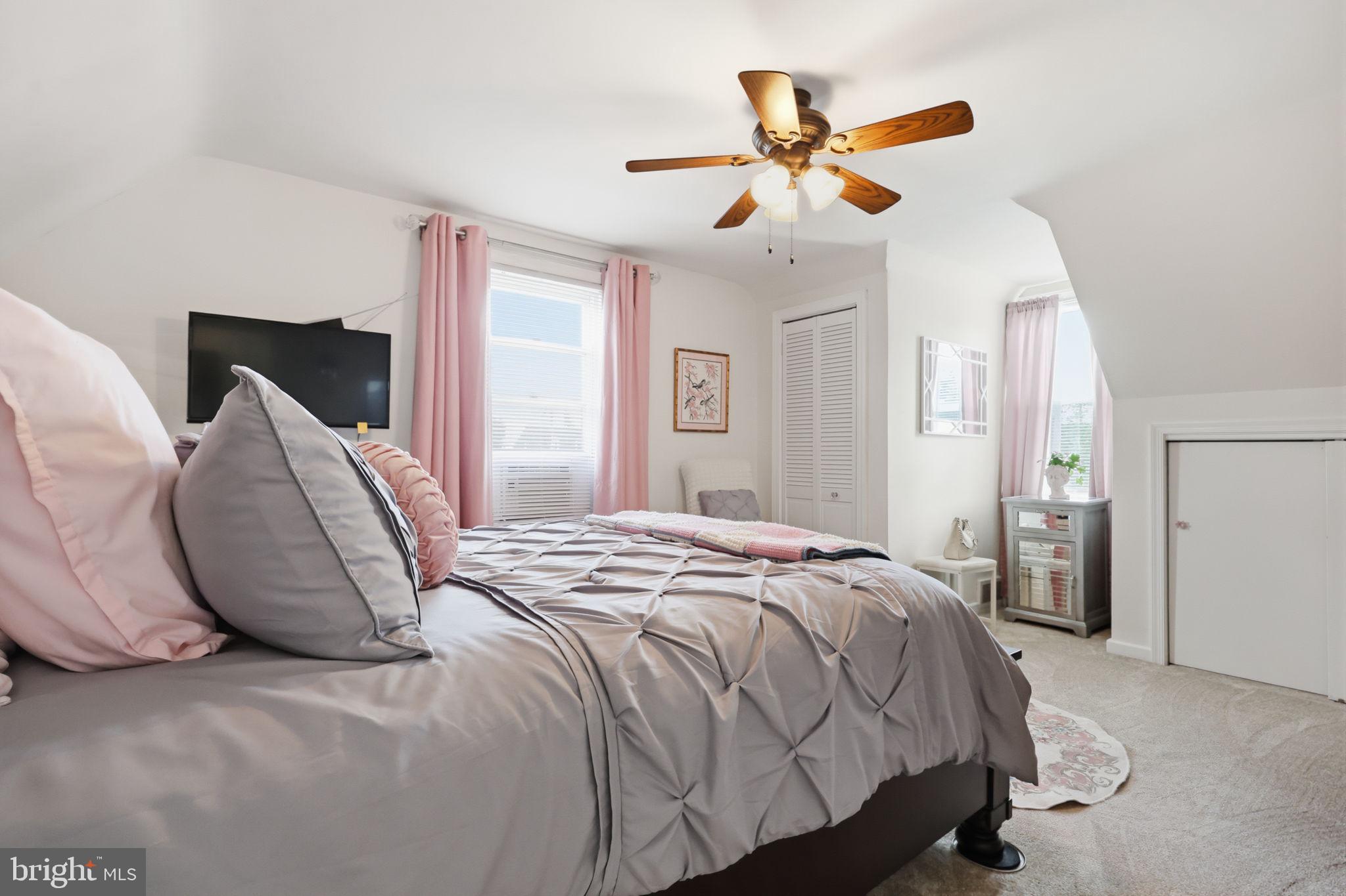 SWARTHMORE - Residential