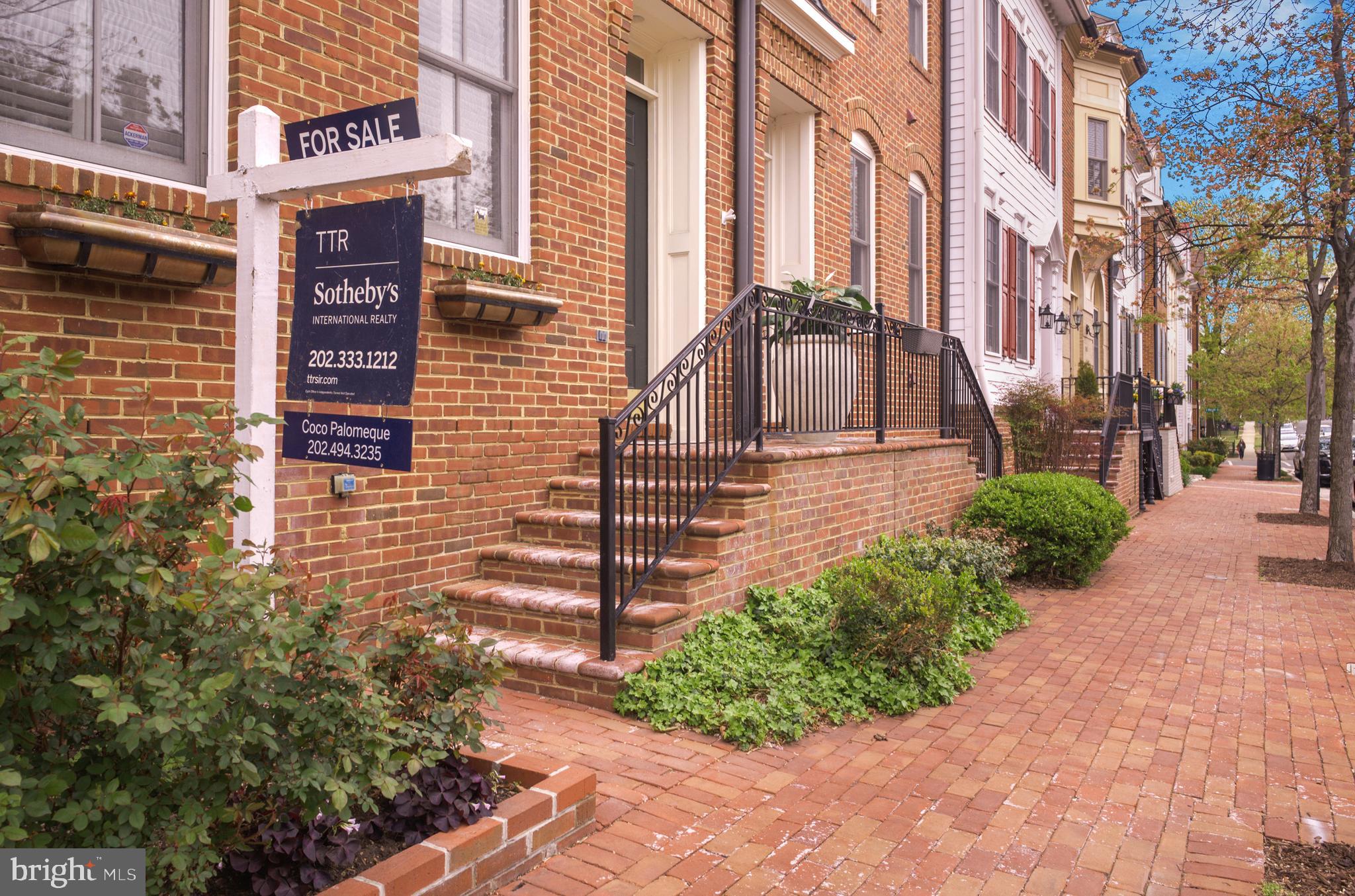 CHATHAM SQUARE - Residential