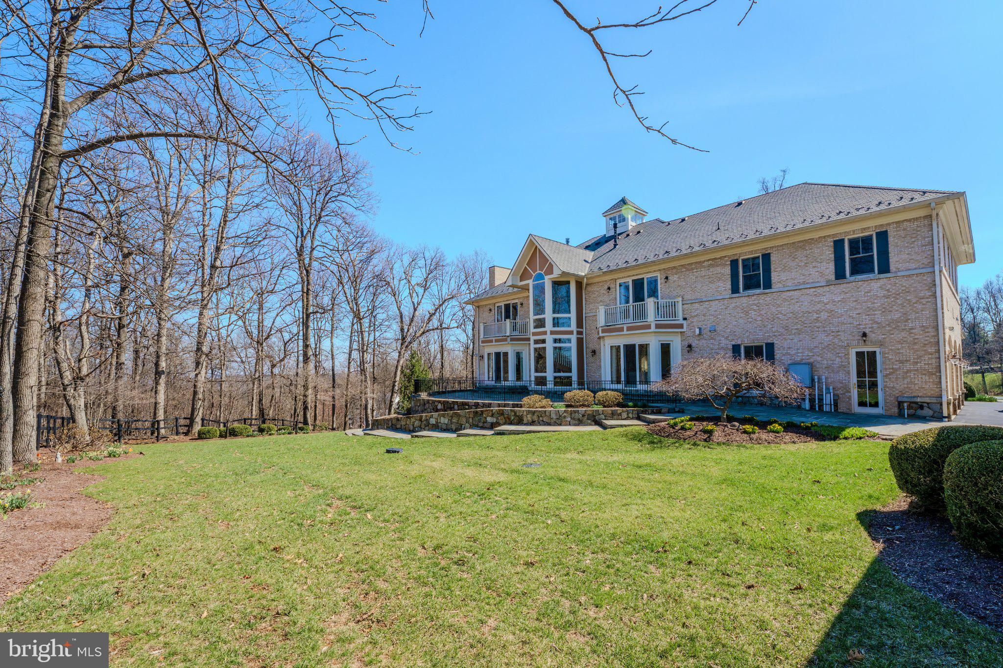 BEACON HILL - Residential