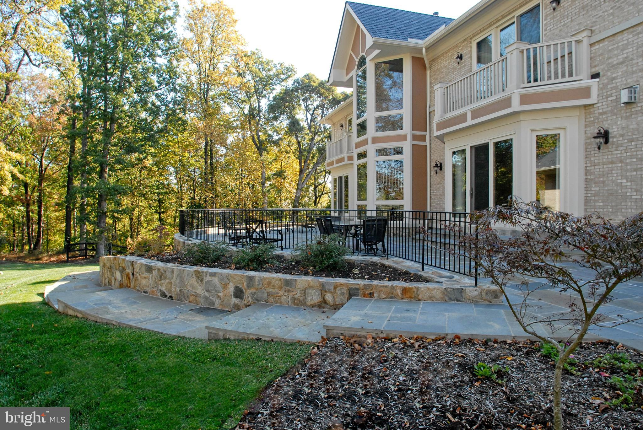 BEACON HILL - Residential