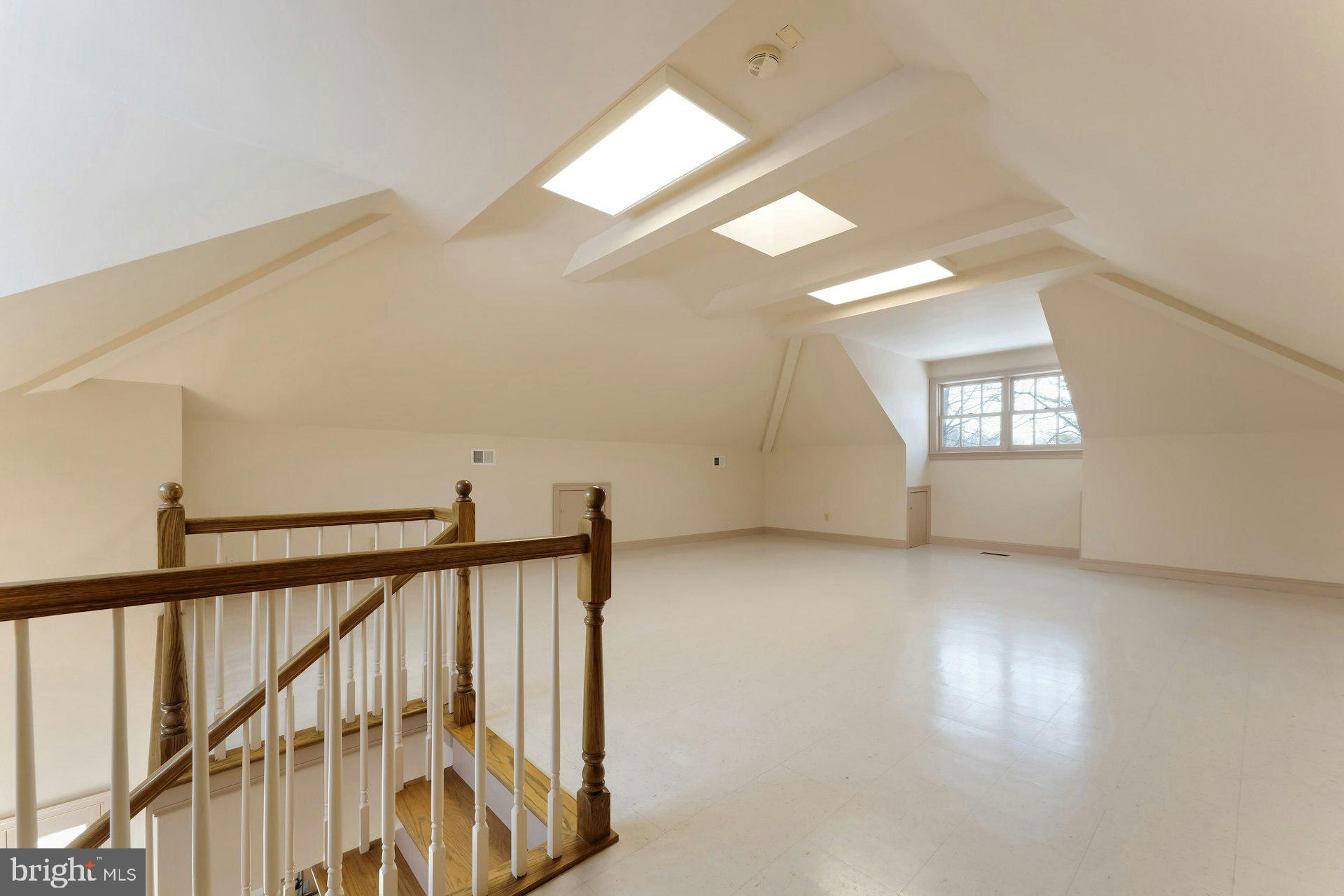 BEACON HILL - Residential