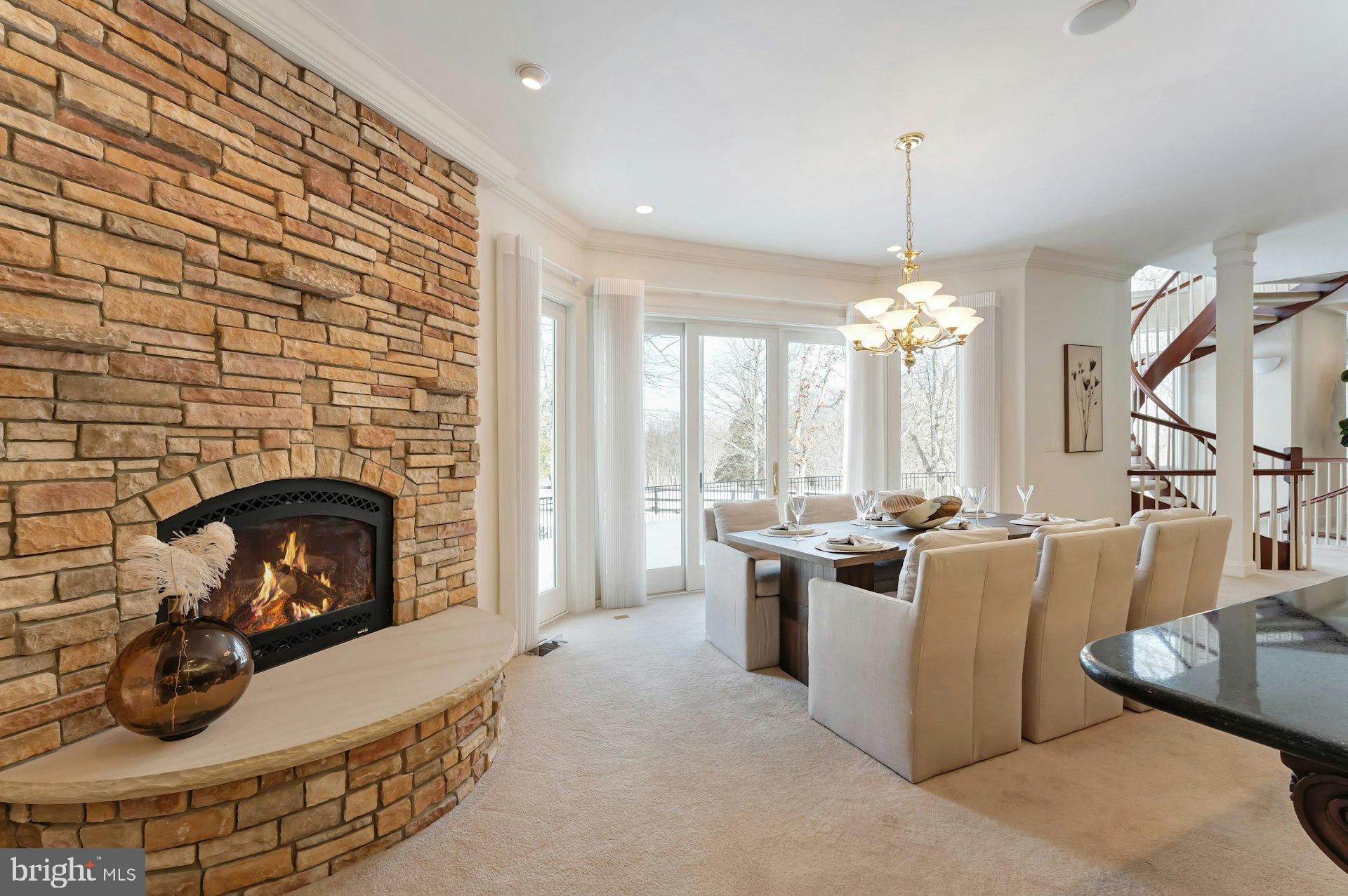 BEACON HILL - Residential