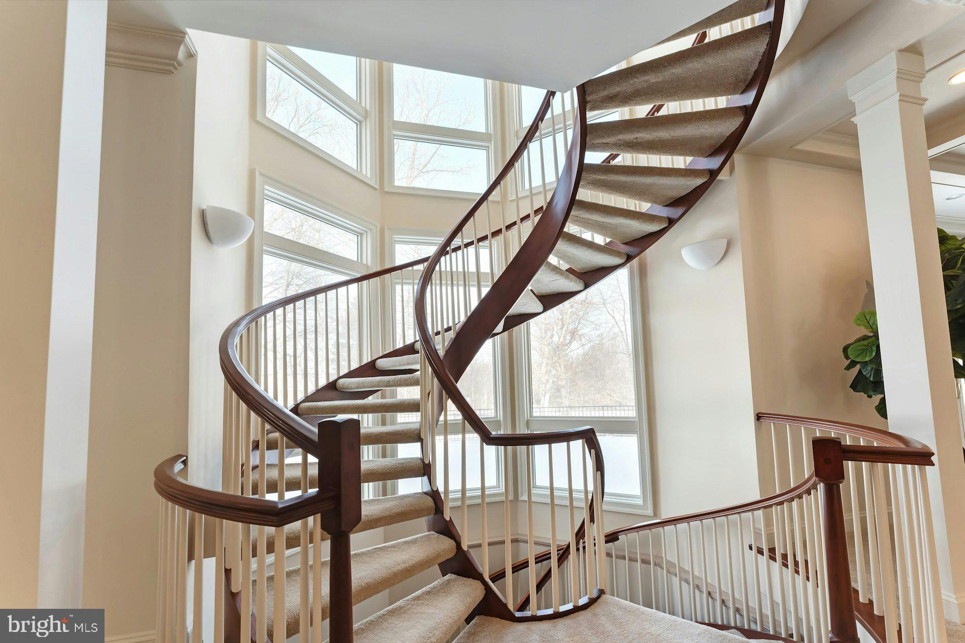 BEACON HILL - Residential