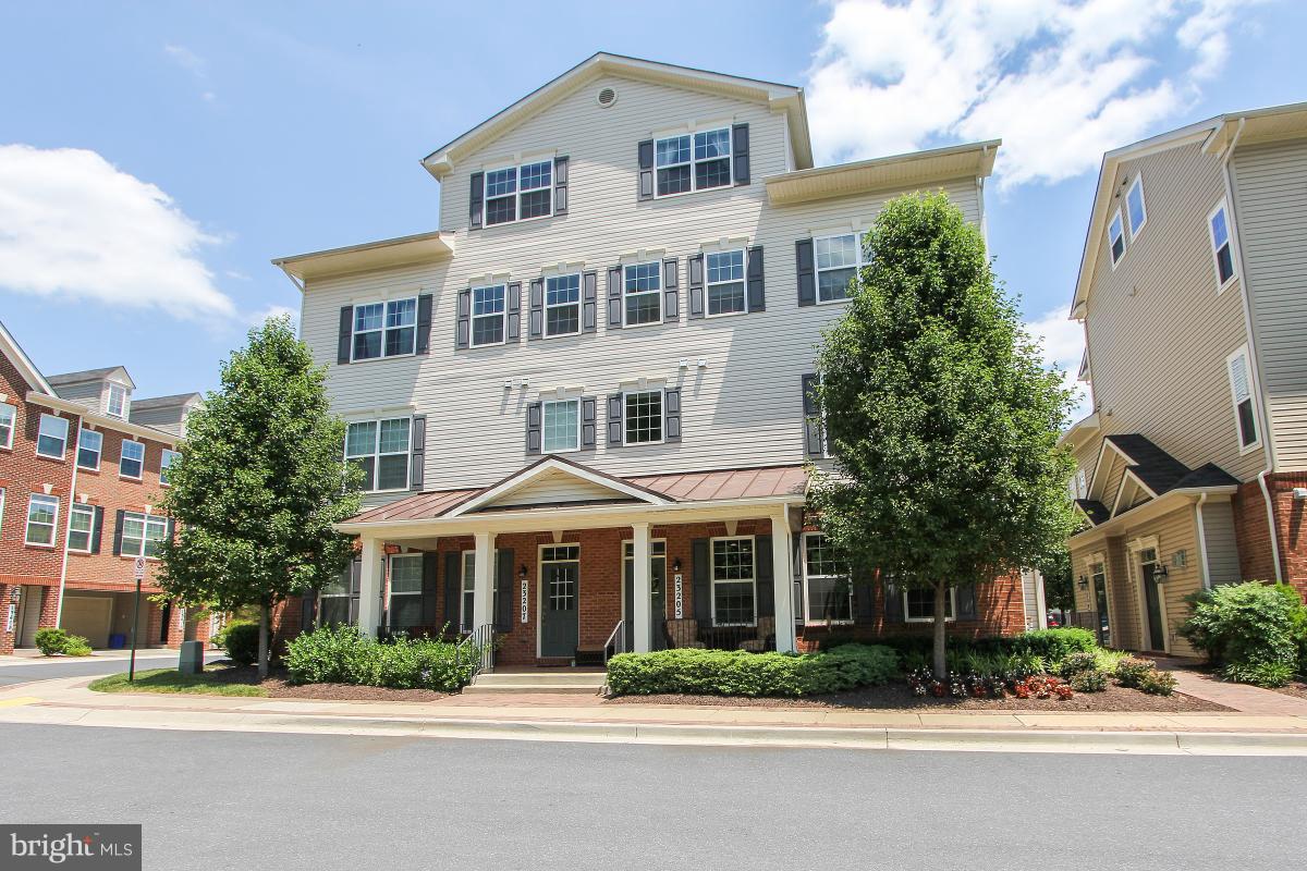 GATEWAY COMMONS - Residential