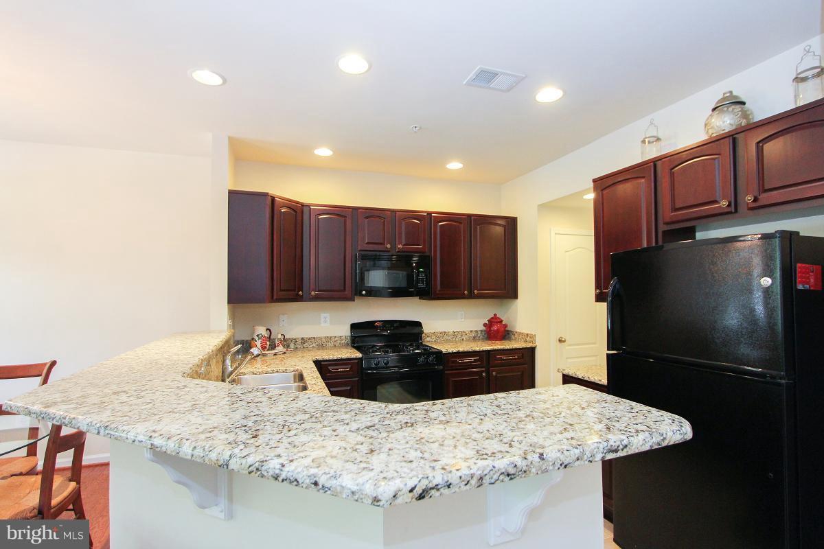 GATEWAY COMMONS - Residential