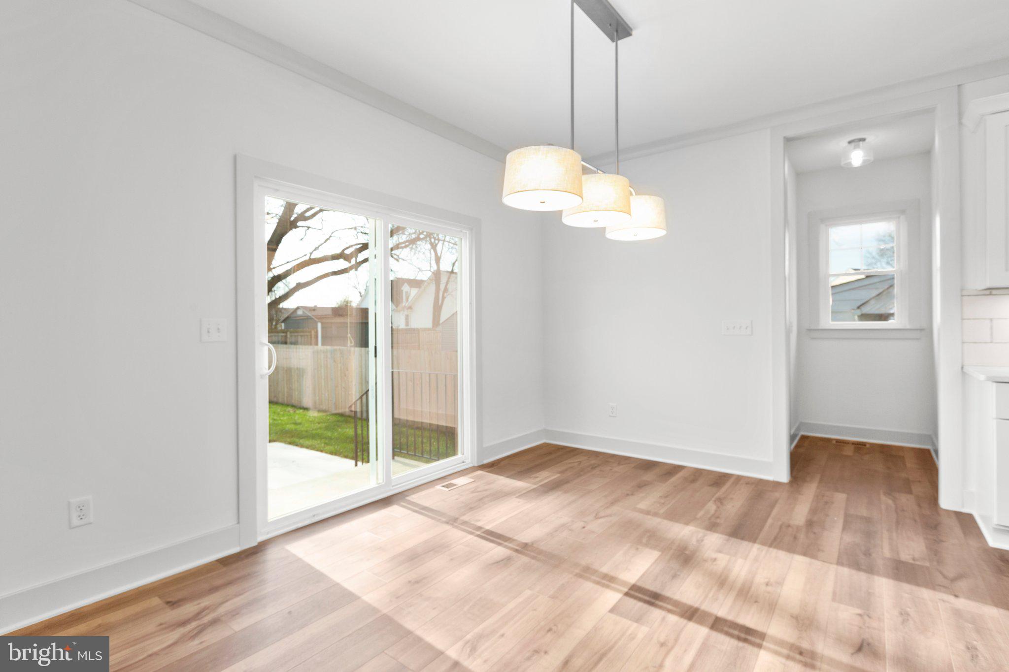 COLLEGE HEIGHTS - Residential