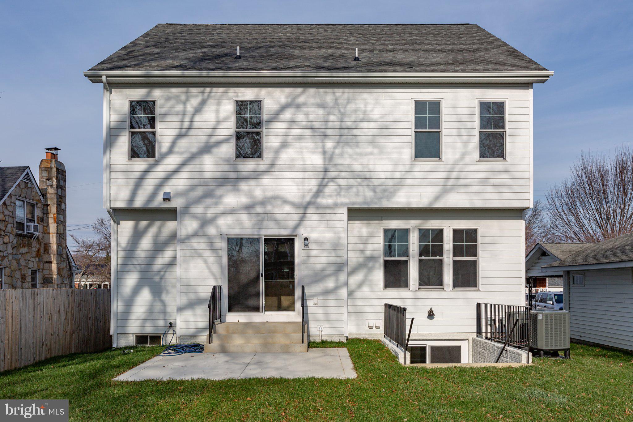 COLLEGE HEIGHTS - Residential