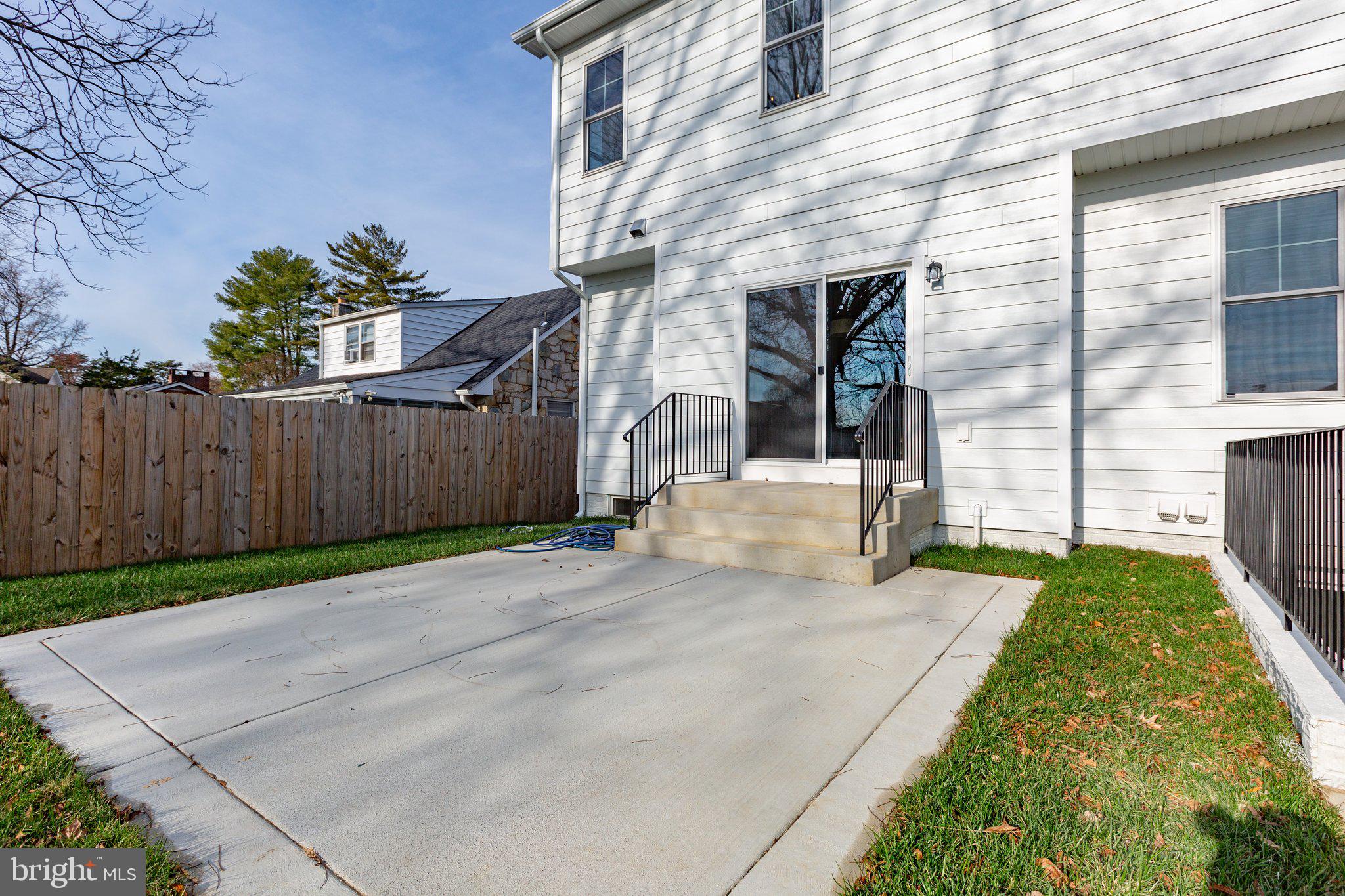 COLLEGE HEIGHTS - Residential