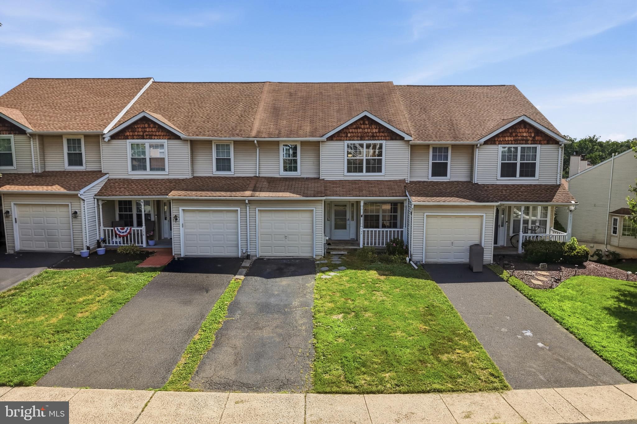 Welcome to this spacious 4-bedroom, 2.5-bath townhome in the highly sought-after 100 Acre Woods neighborhood of Holland. Offering incredible space and endless potential, this home presents a fantastic opportunity to add your personal touches and build instant equity with just some light TLC. The main level features a large living room, an oversized kitchen with plenty of cabinet and counter space, a dedicated dining area, a convenient powder room, and access to the attached one-car garage. Step outside from the dining room onto the private balcony—perfect for enjoying your morning coffee or relaxing at the end of the day. Upstairs, the expansive primary suite offers its own ensuite bathroom, while three additional generously sized bedrooms and a full hall bathroom provide ample space for family, guests, or a home office. The true showstopper of this home is the enormous walk-out basement. With soaring ceilings exceeding 20 feet, this remarkable space is unlike anything you have seen before and offers endless possibilities. Whether you envision a home gym, entertainment area, workshop, or additional living space, the options are truly limitless. Situated in a fantastic location within the award-winning Council Rock School District and just minutes from shopping, dining, parks, and major roadways, this home combines outstanding potential with an unbeatable setting. Don’t miss your chance to make this rare opportunity your own.