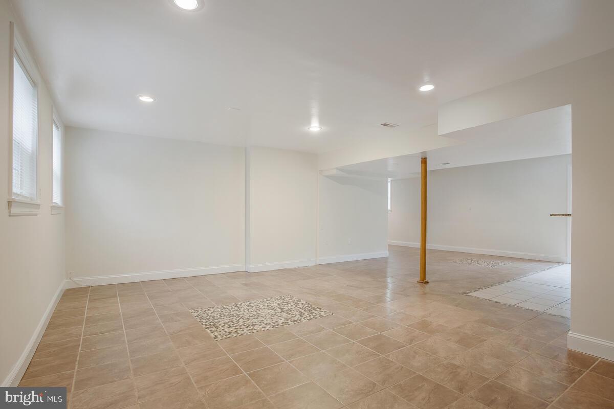 BROCK HILLS - Residential