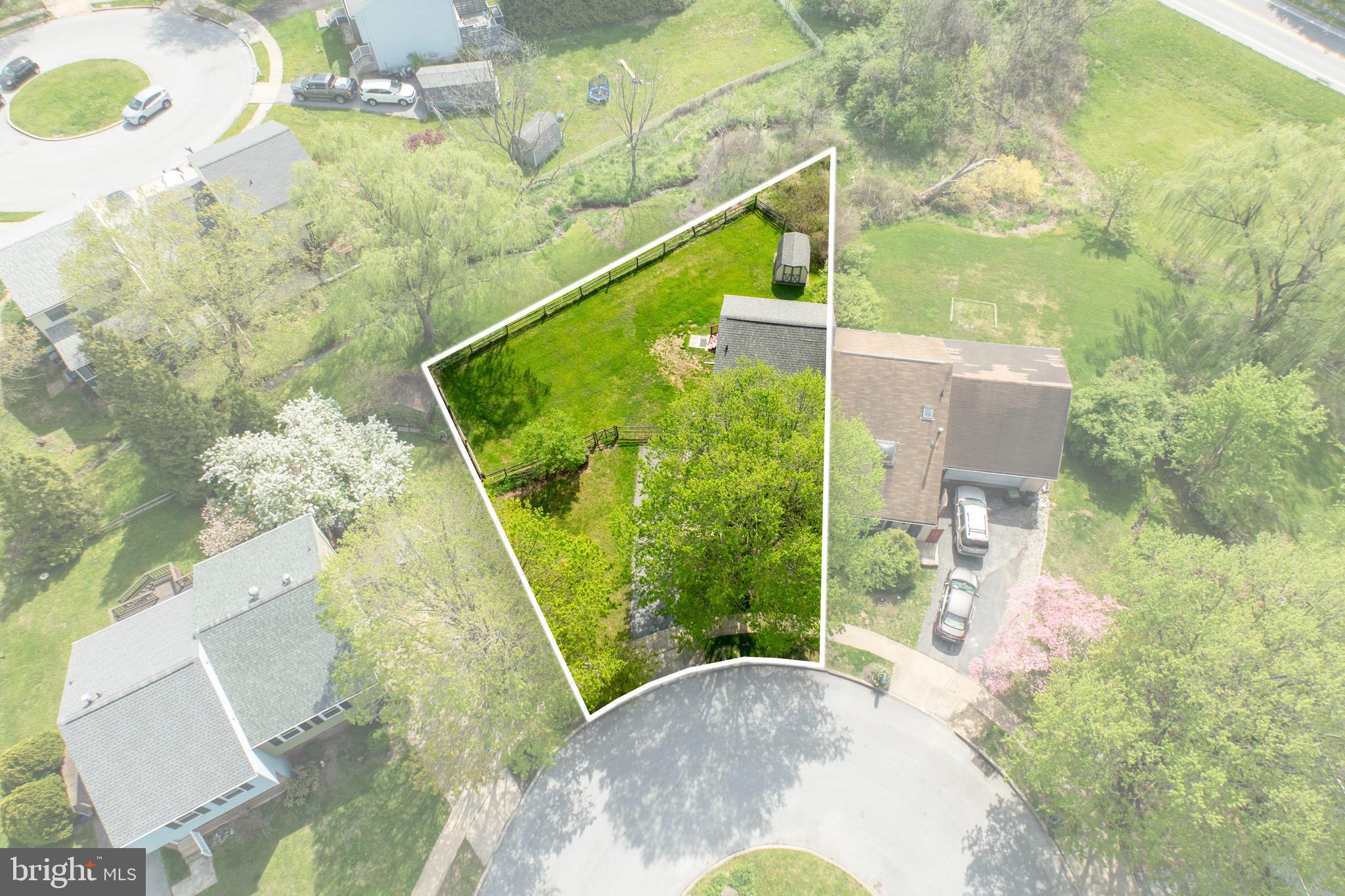 INGLESIDE VILLAGE - Residential