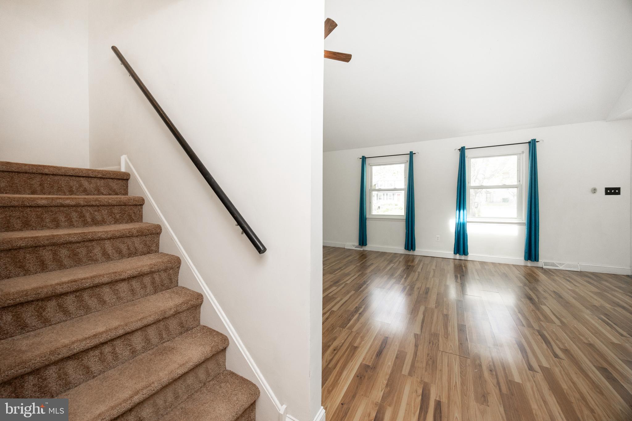 INGLESIDE VILLAGE - Residential