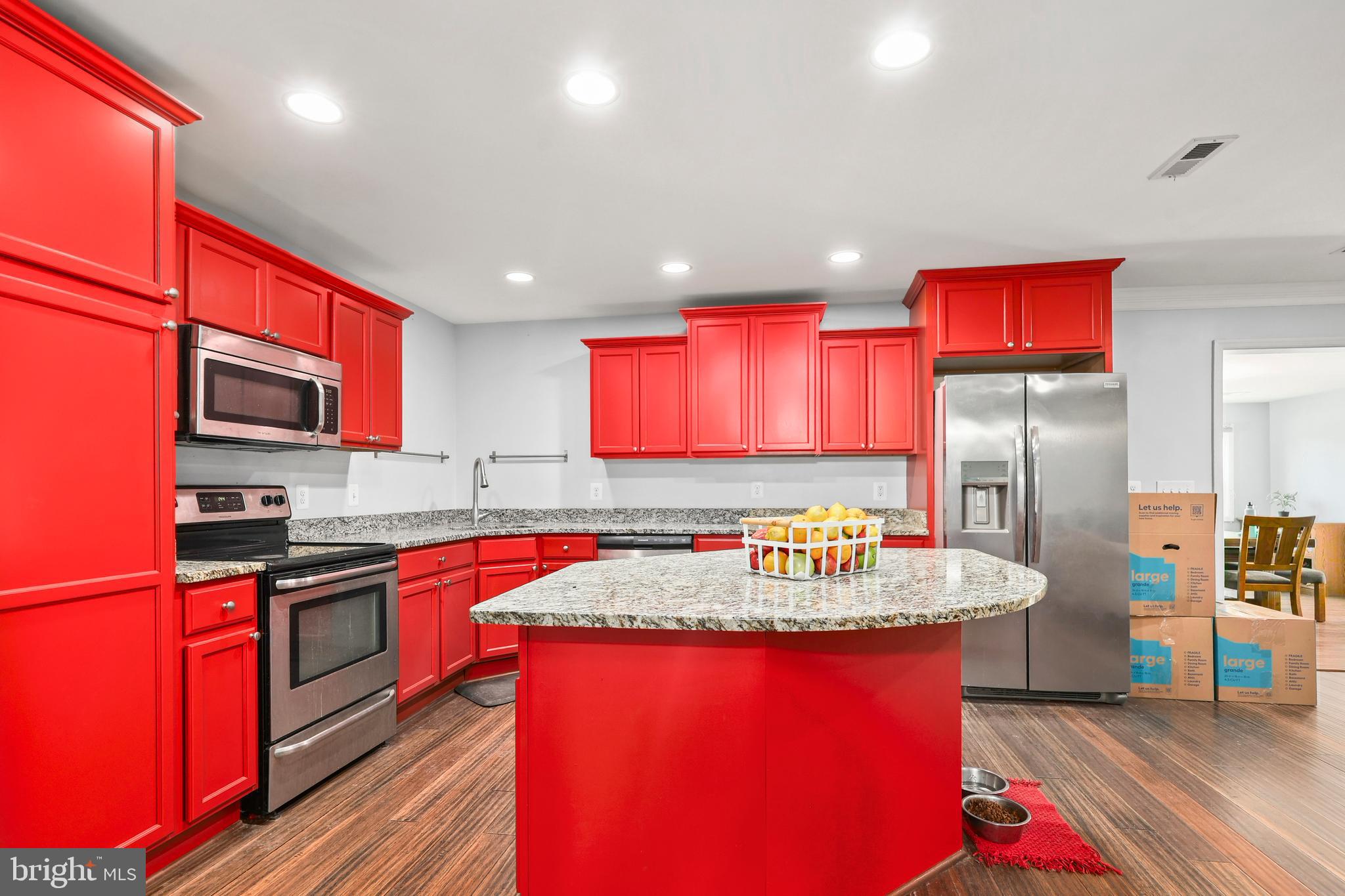 WIDEWATER BEACH - Residential