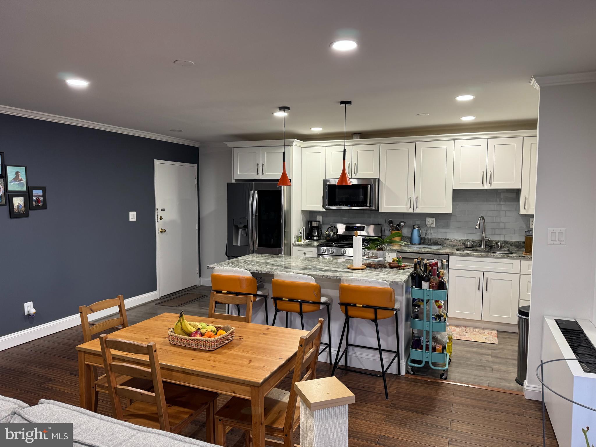 ANNANDALE GARDENS - Residential