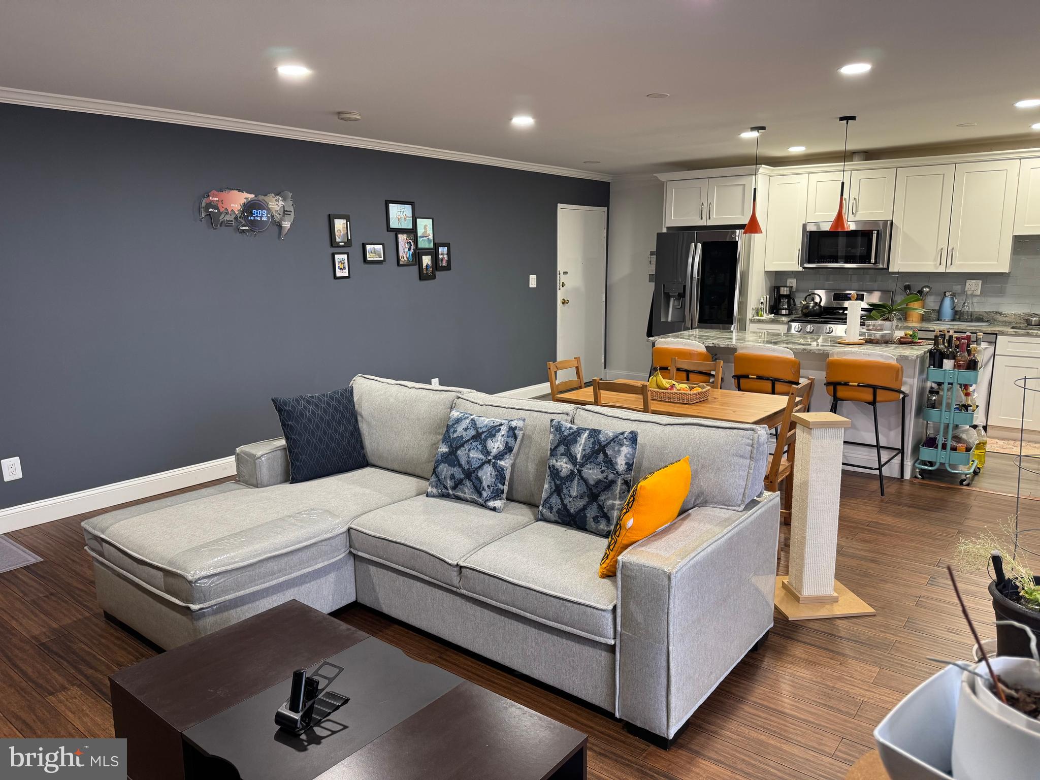 ANNANDALE GARDENS - Residential
