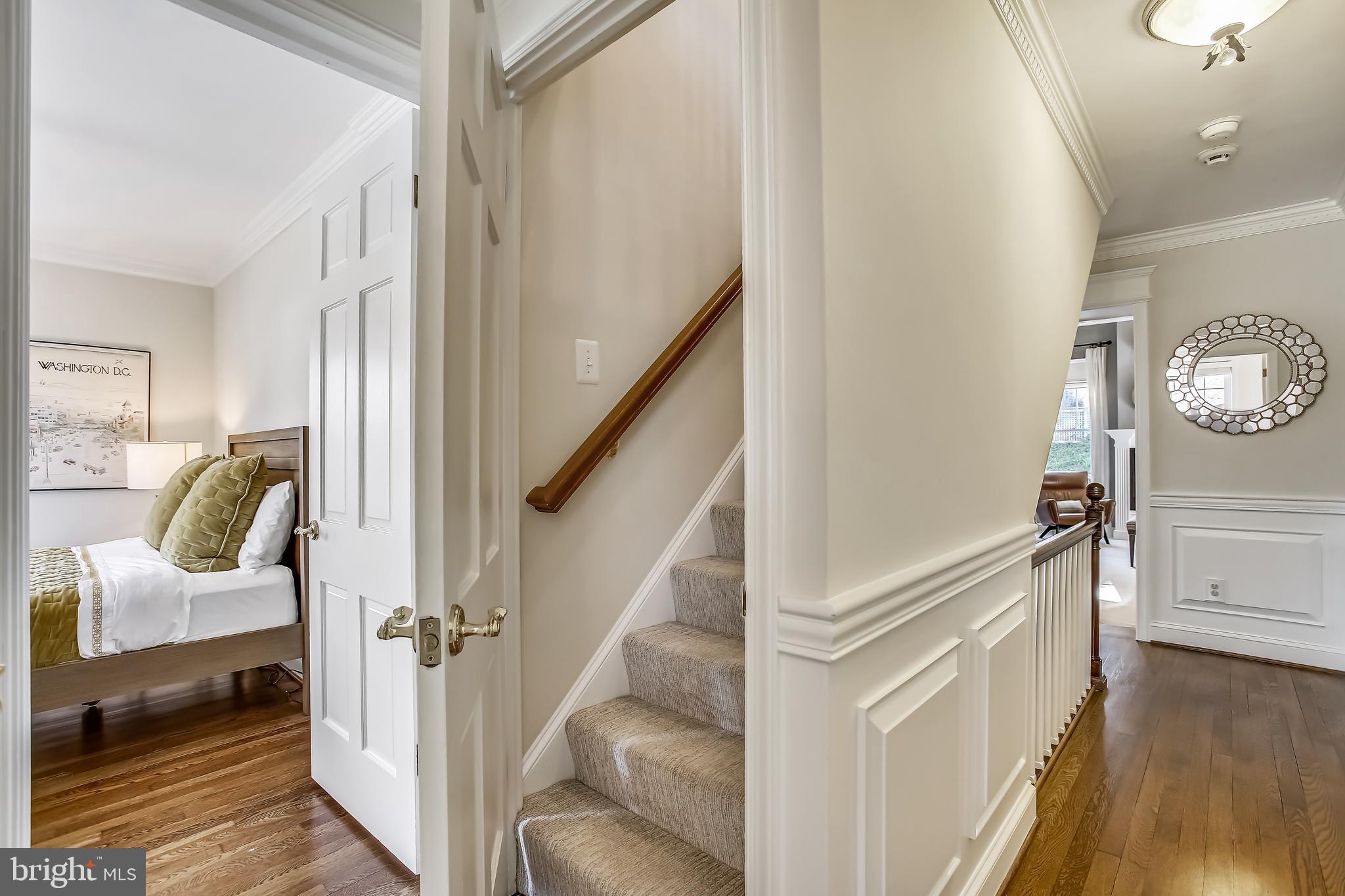 COUNTRY CLUB HILLS - Residential
