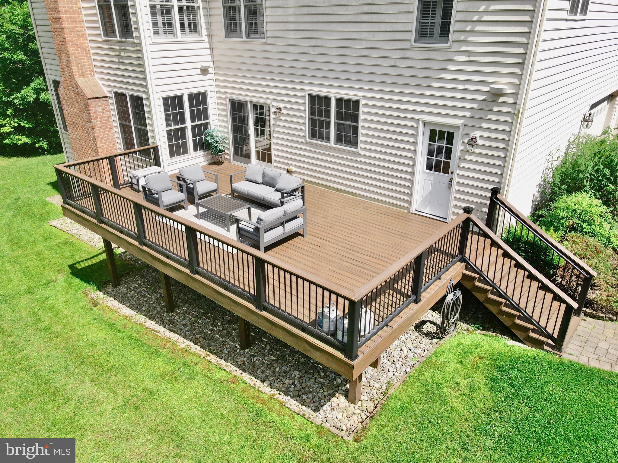 RIVER CREEK - Residential