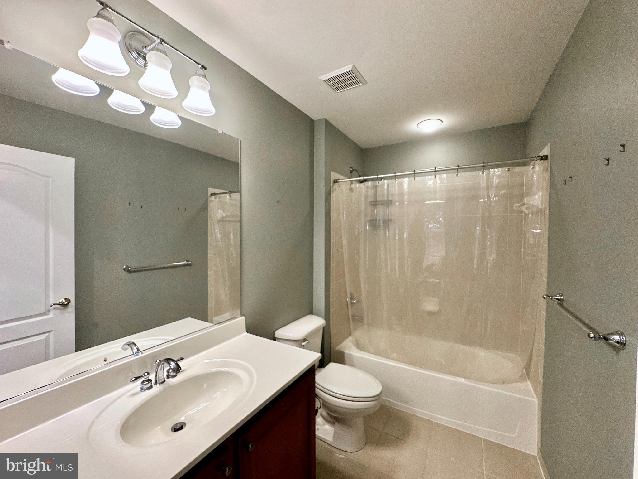 RIVER CREEK - Residential