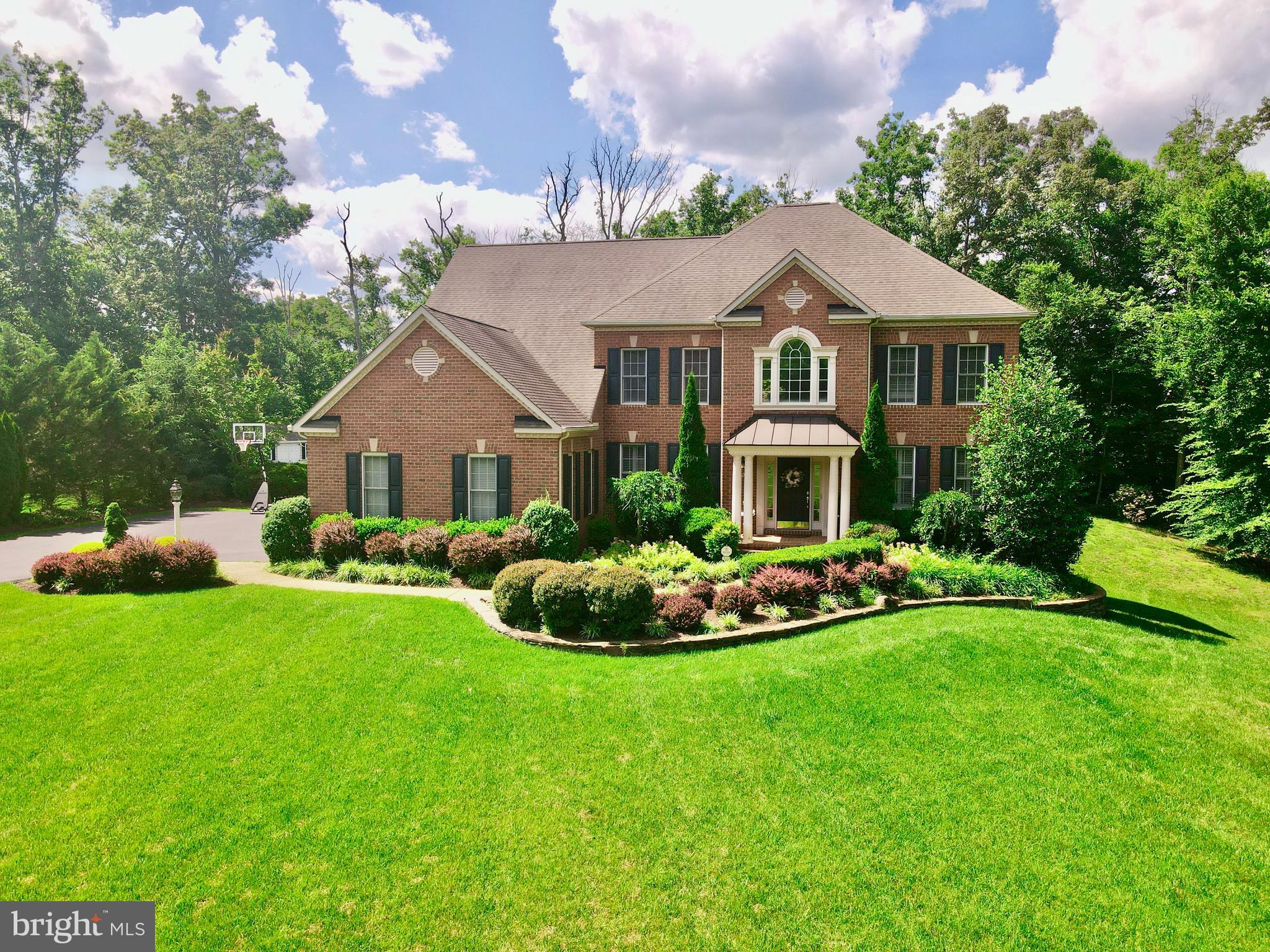 RIVER CREEK - Residential
