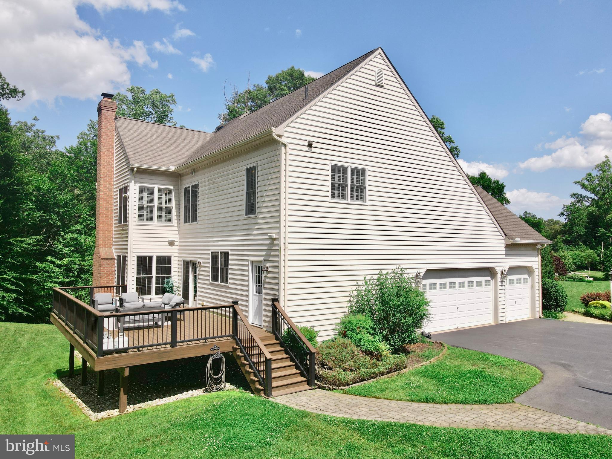 RIVER CREEK - Residential
