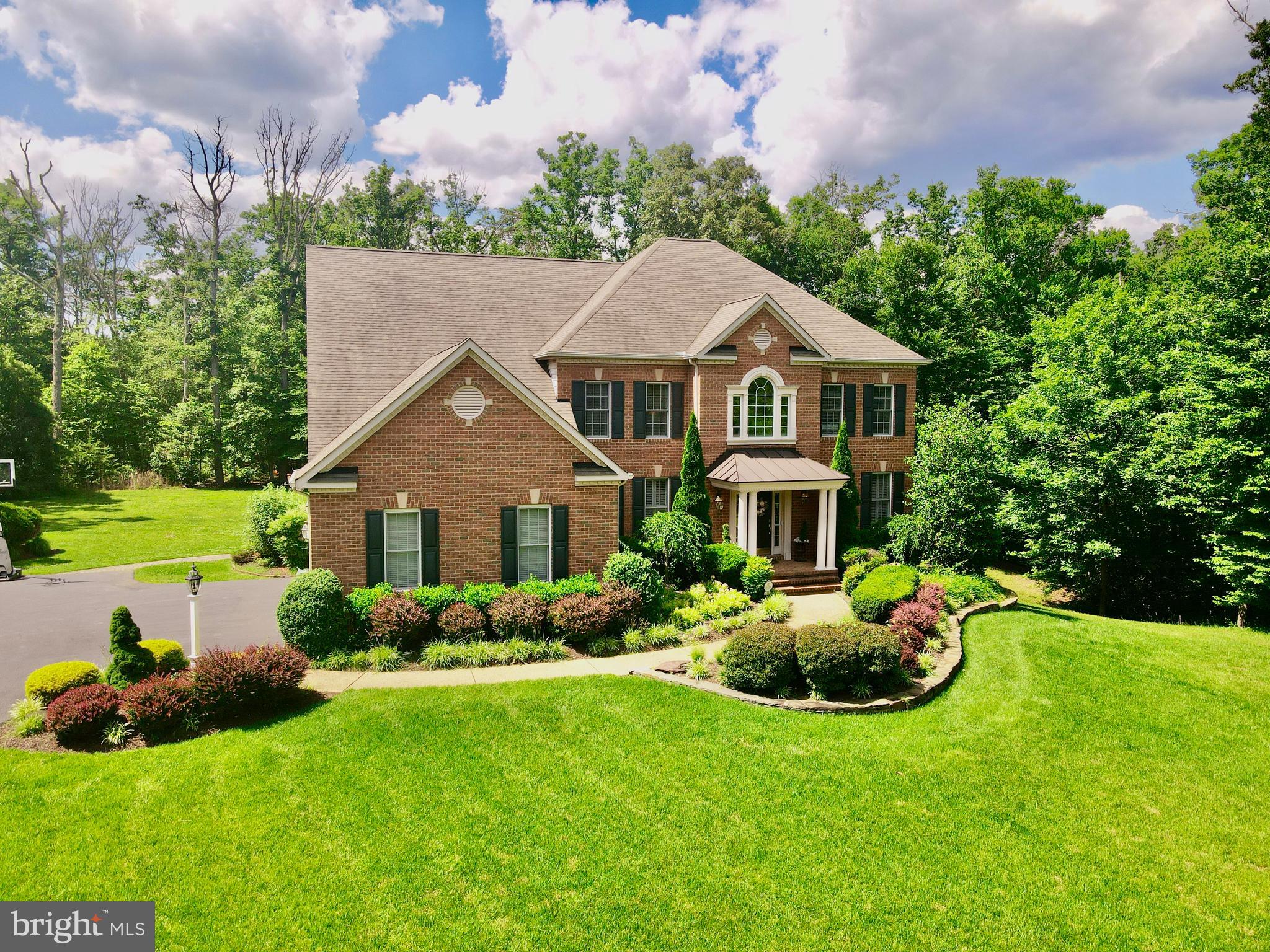 RIVER CREEK - Residential