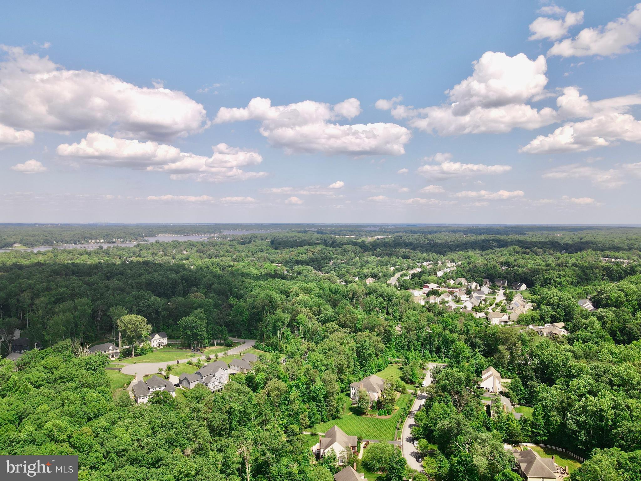 RIVER CREEK - Residential
