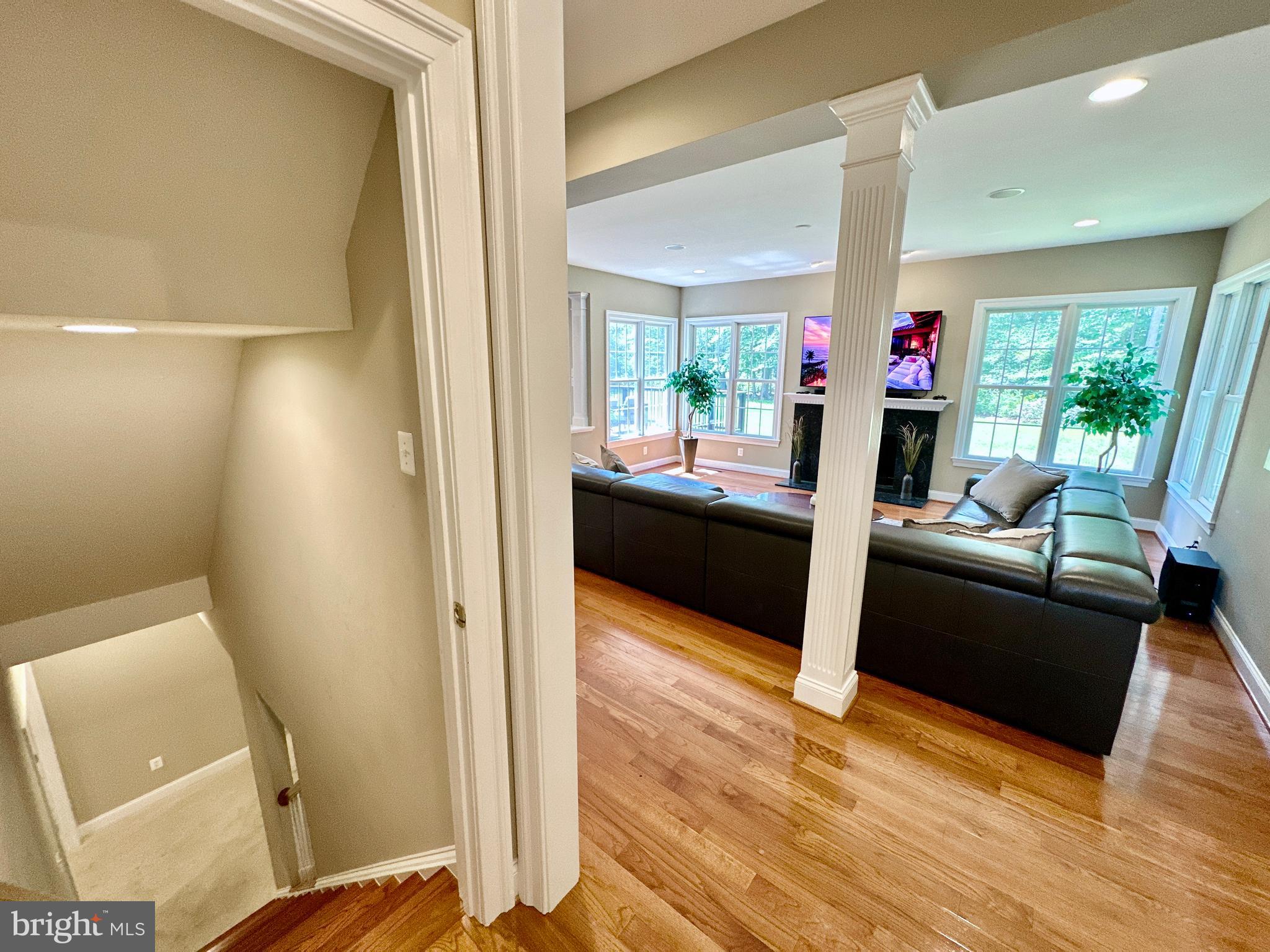 RIVER CREEK - Residential