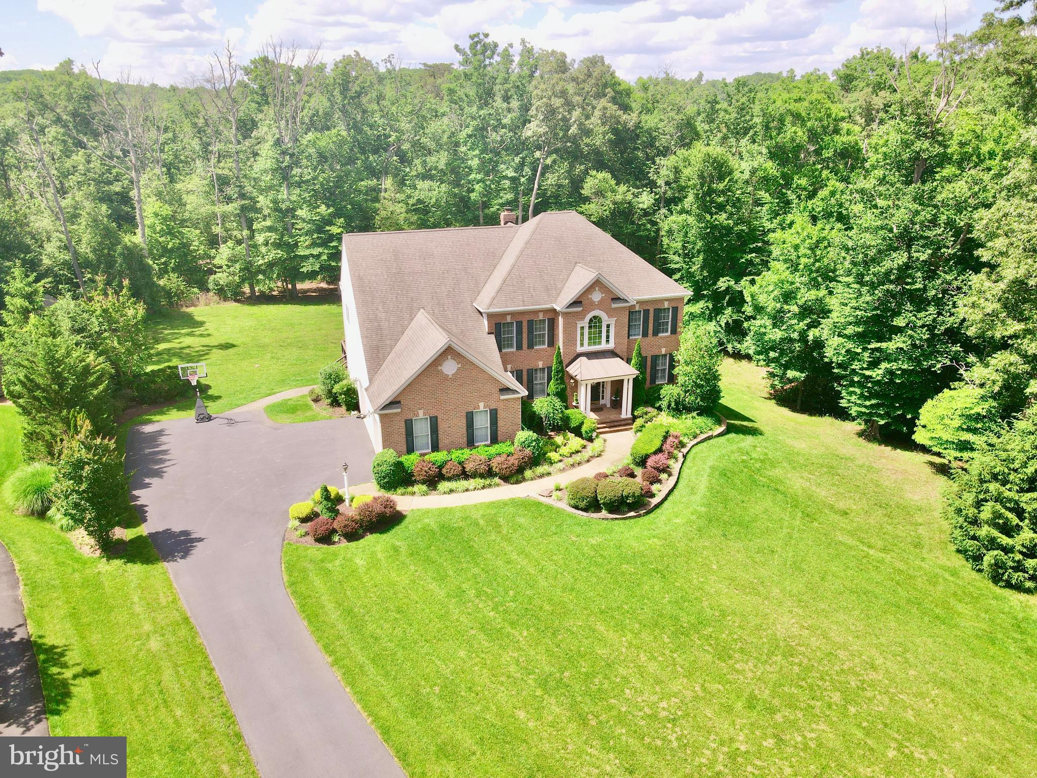 RIVER CREEK - Residential