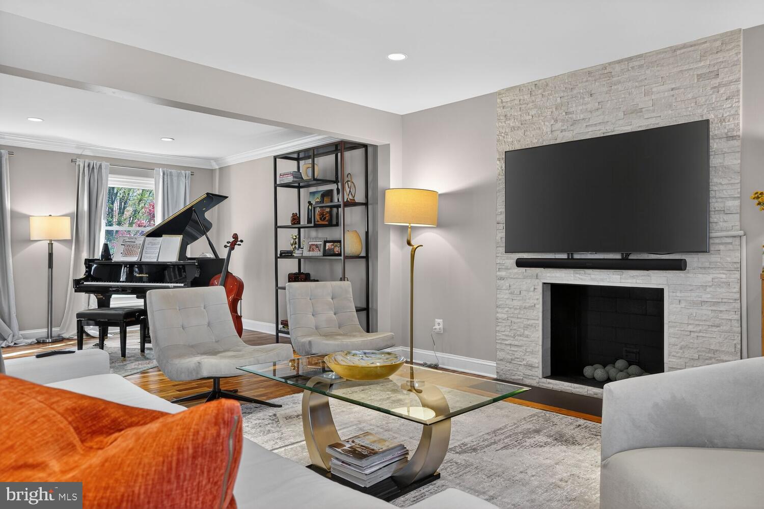 POLO FIELDS - Residential Lease