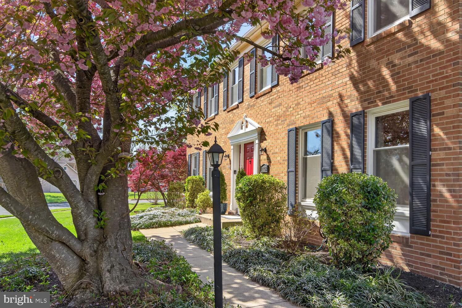 POLO FIELDS - Residential Lease