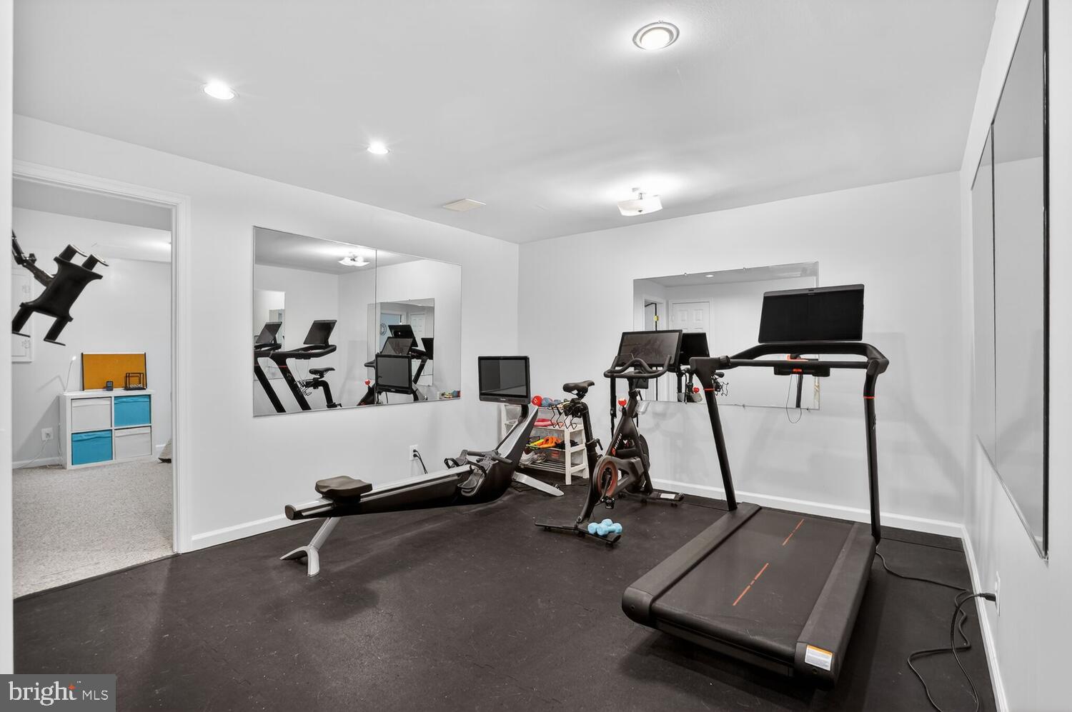 POLO FIELDS - Residential Lease