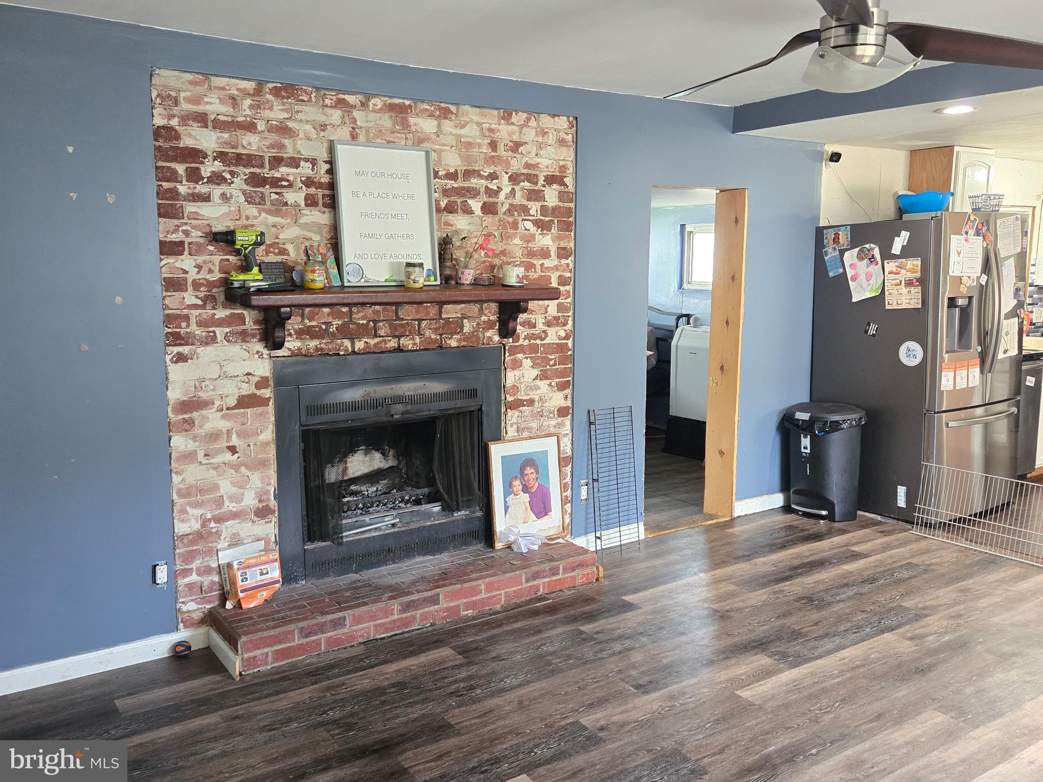 PENNWOOD CROSSING - Residential
