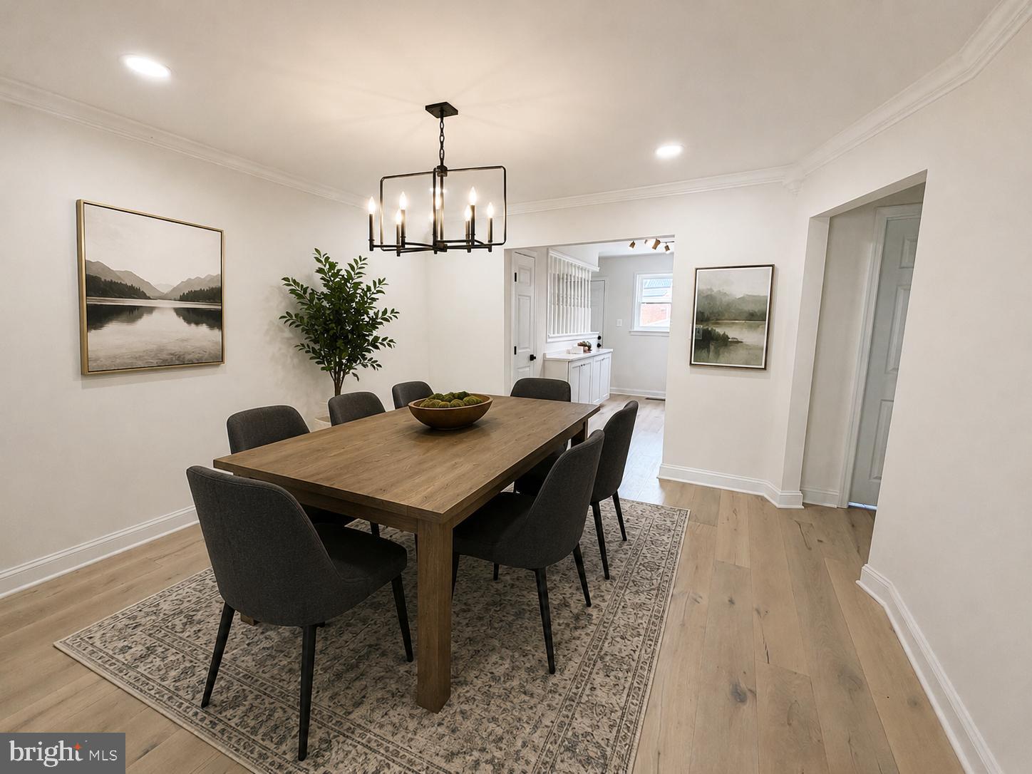 RIGGS MANOR - Residential