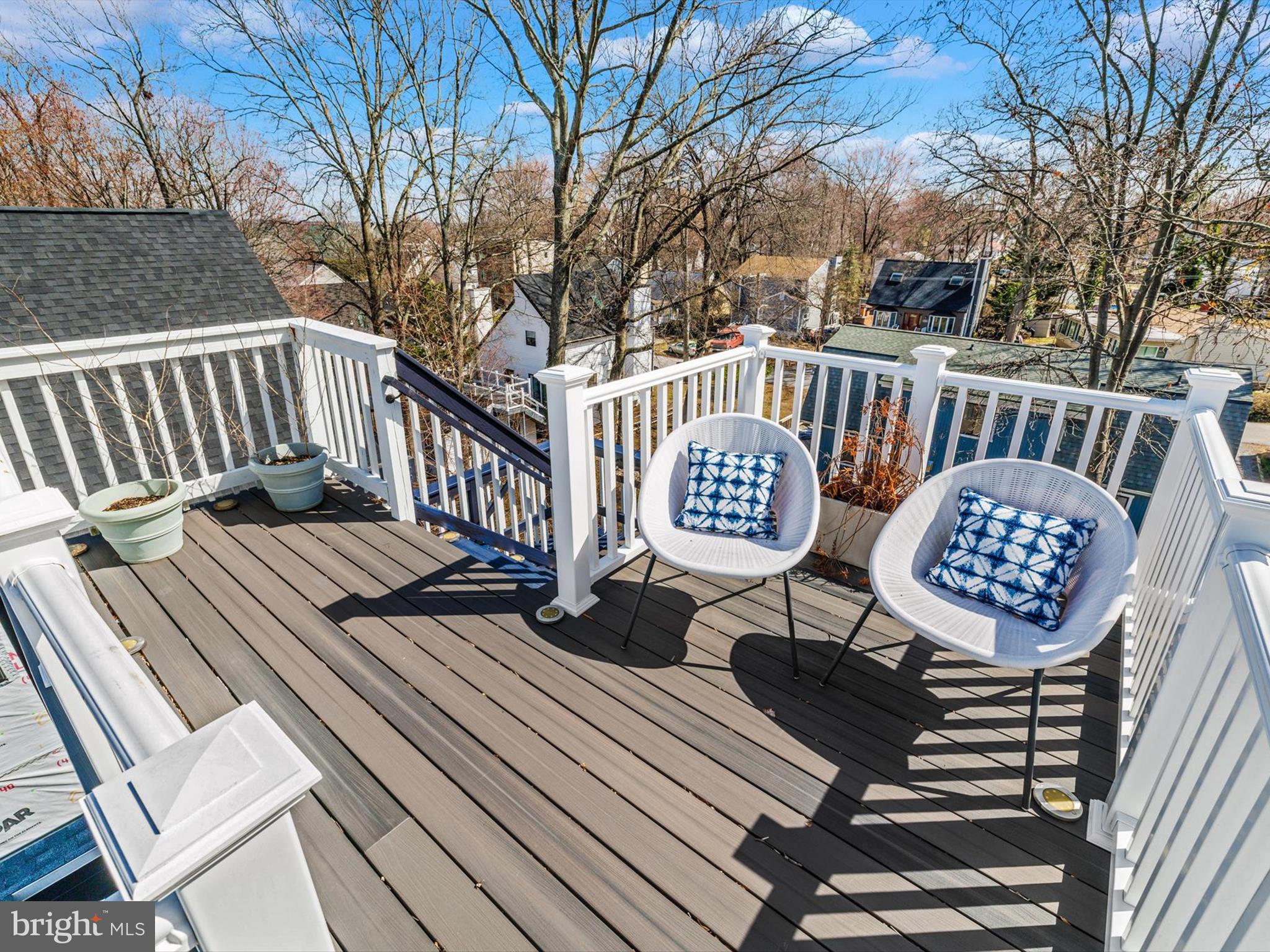 OYSTER HARBOR - Residential