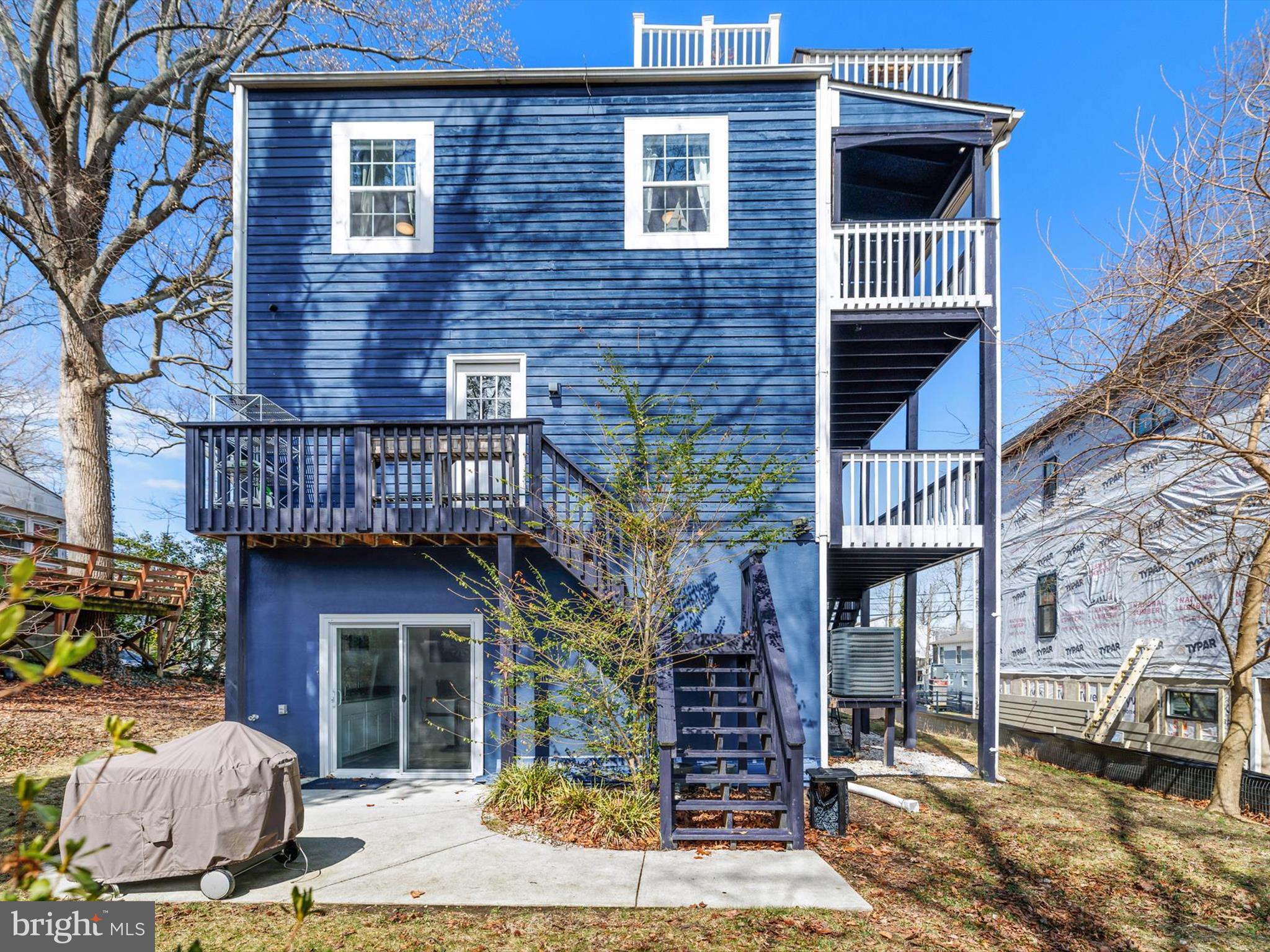 OYSTER HARBOR - Residential