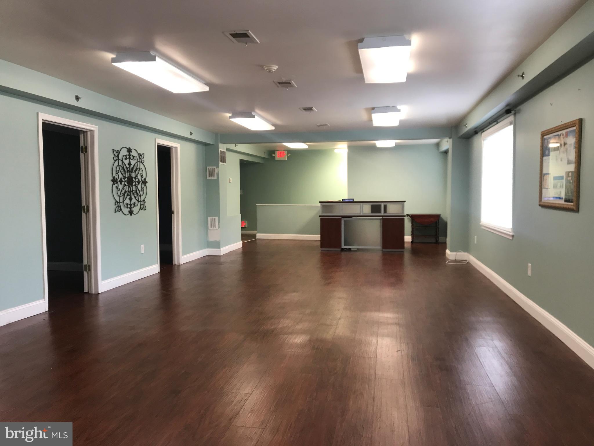 NORRITON EAST - Commercial Sale