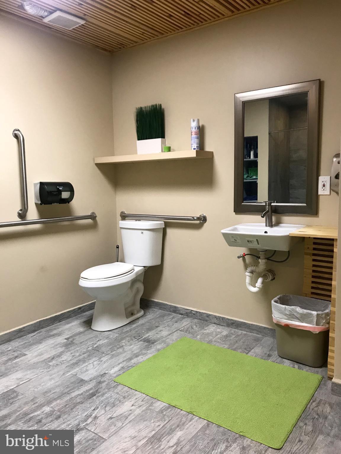 NORRITON EAST - Commercial Sale