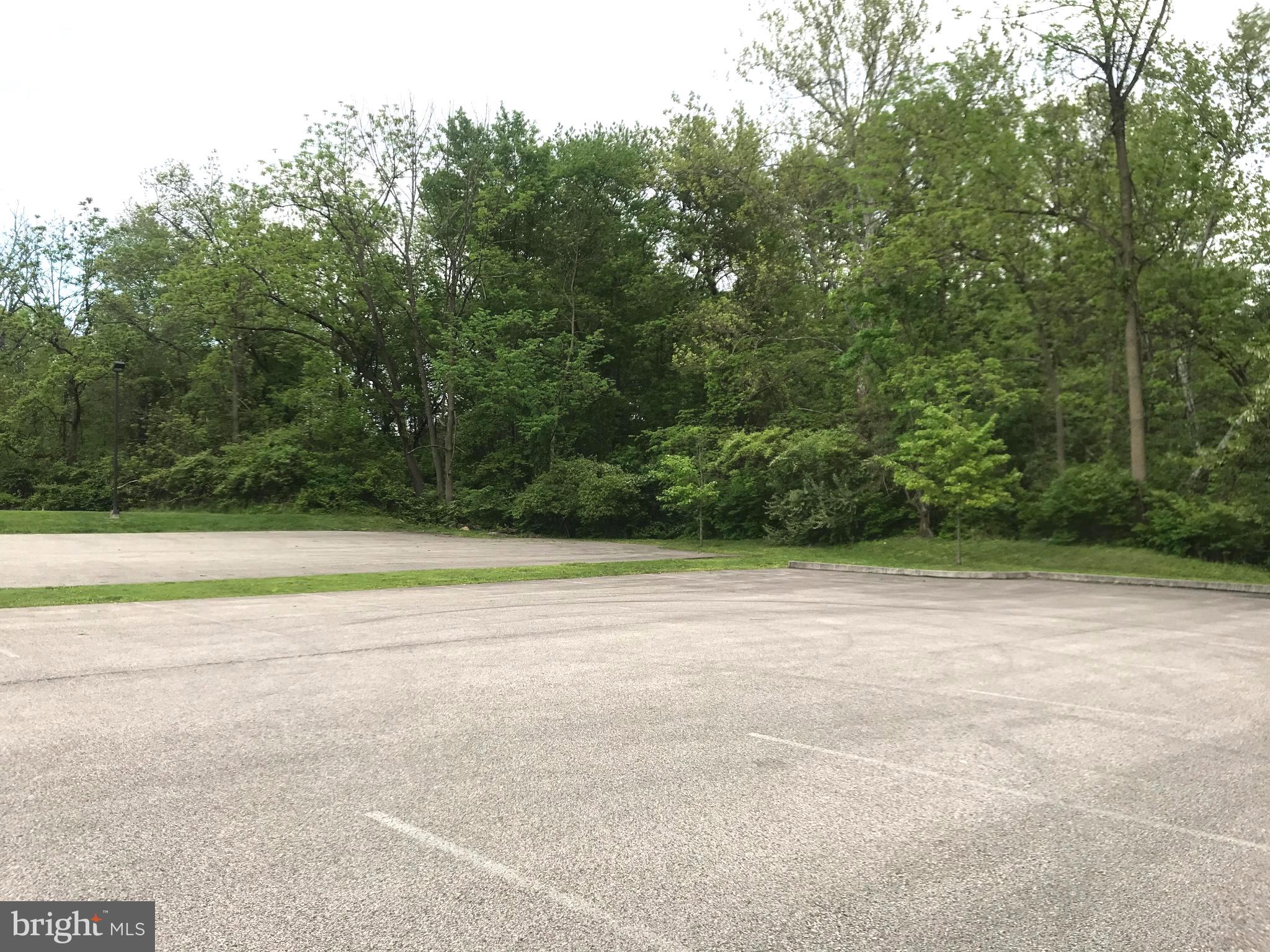 NORRITON EAST - Commercial Sale
